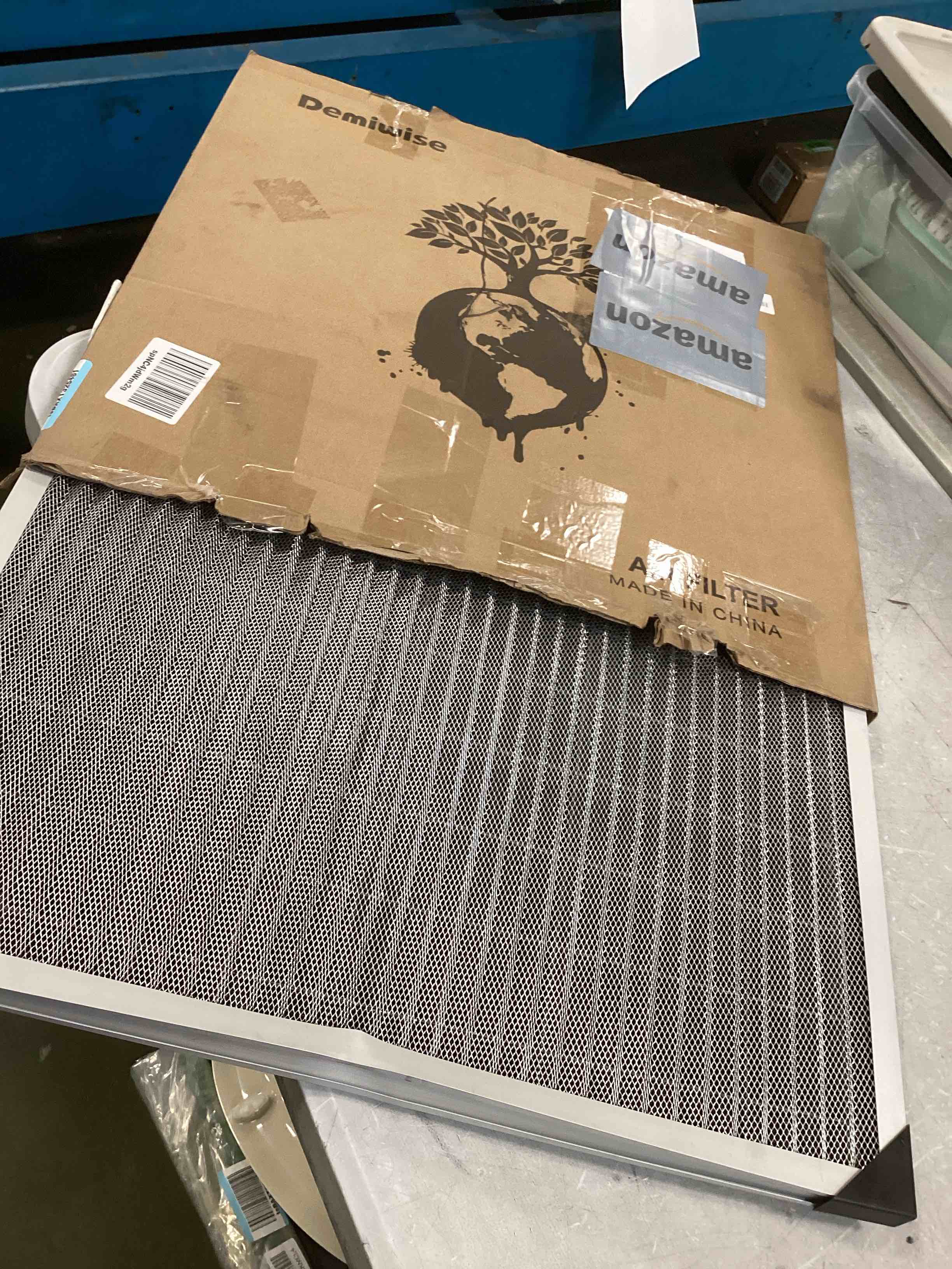 https://s3.amazonaws.com/lotting-images-prod/bidfta/RED6837739_1721826939341.jpeg