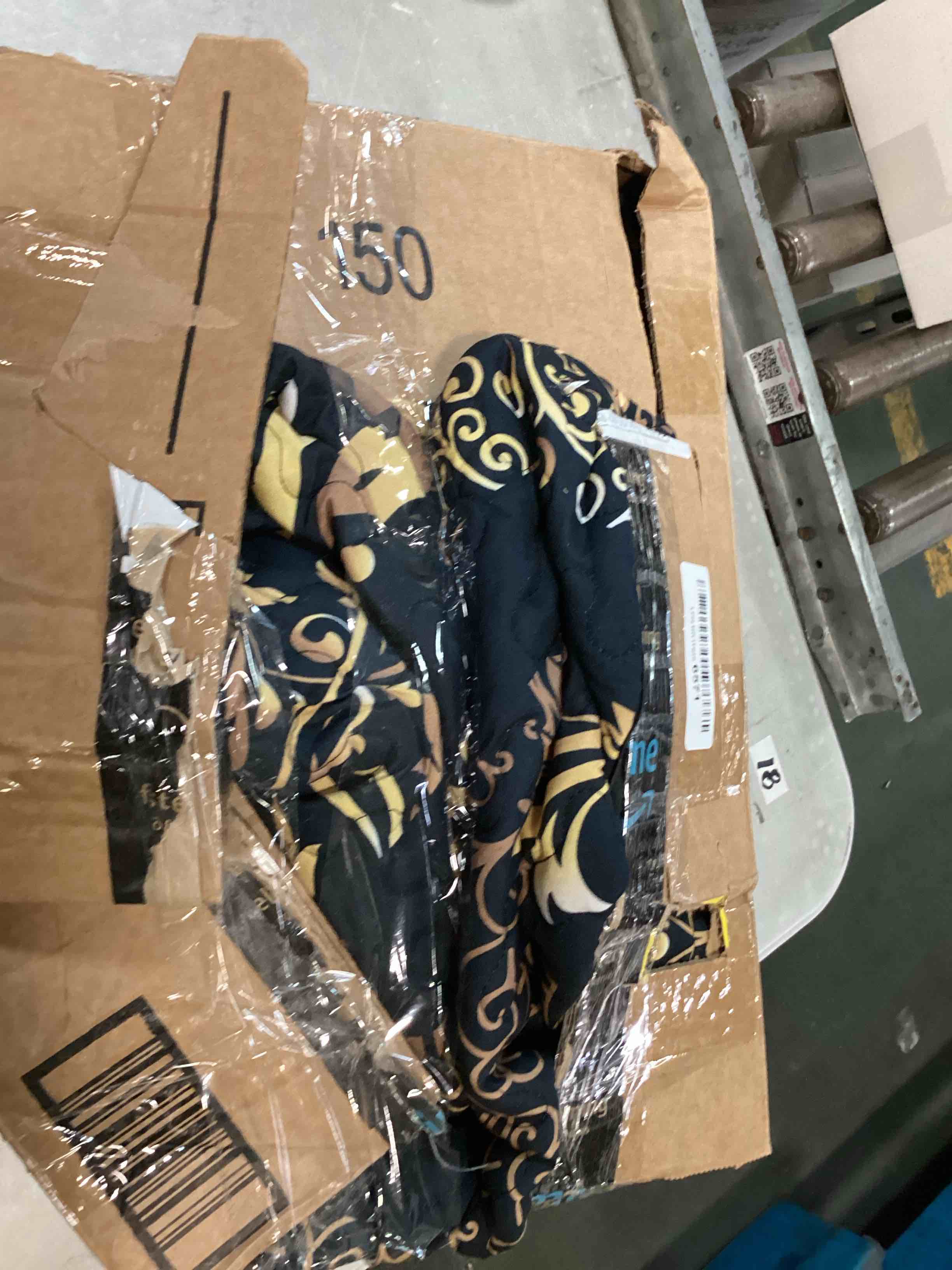 https://s3.amazonaws.com/lotting-images-prod/bidfta/RED6838245_1722001925157.jpeg