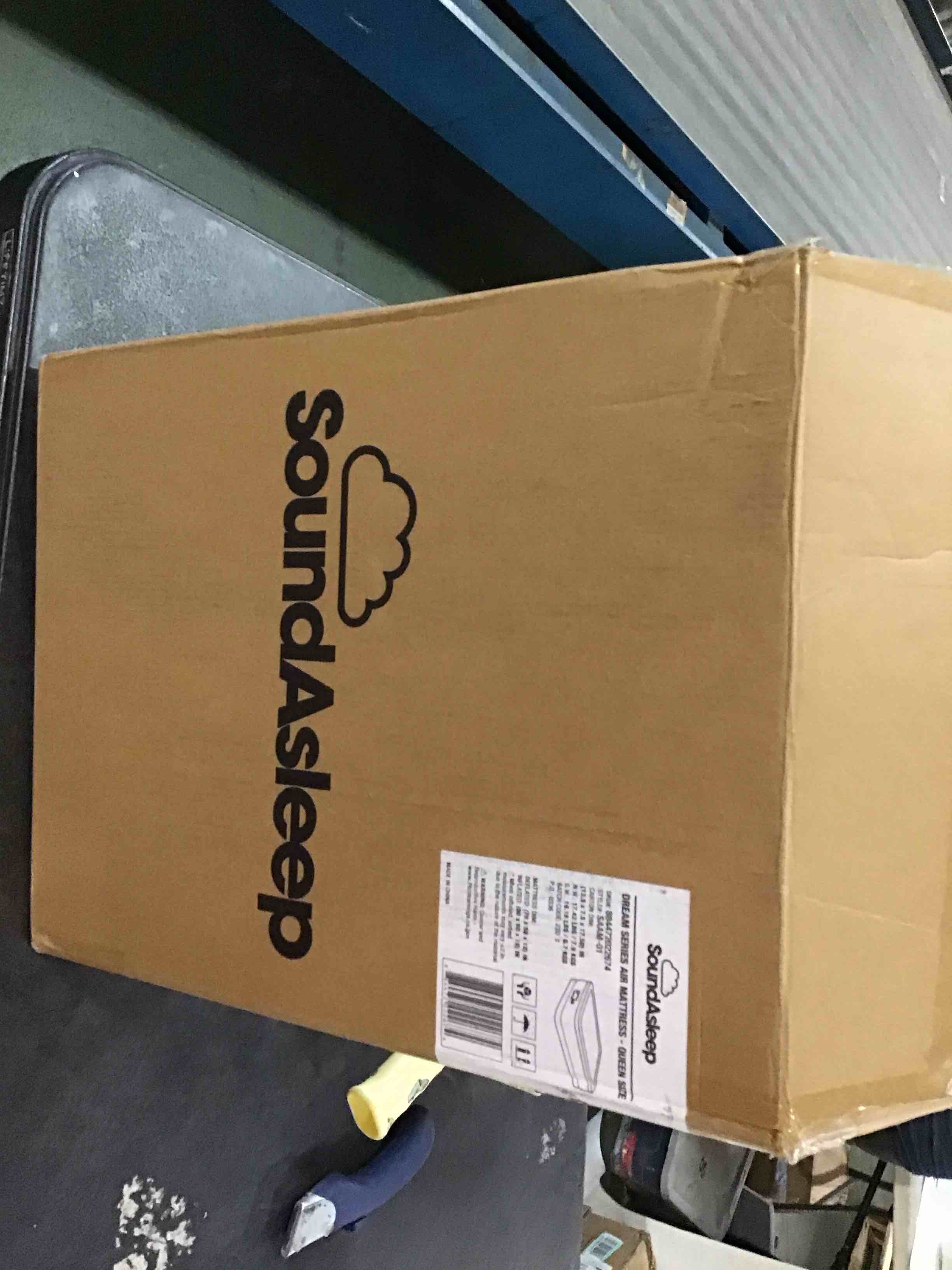 https://s3.amazonaws.com/lotting-images-prod/bidfta/RED6838585_1722038906730.jpeg