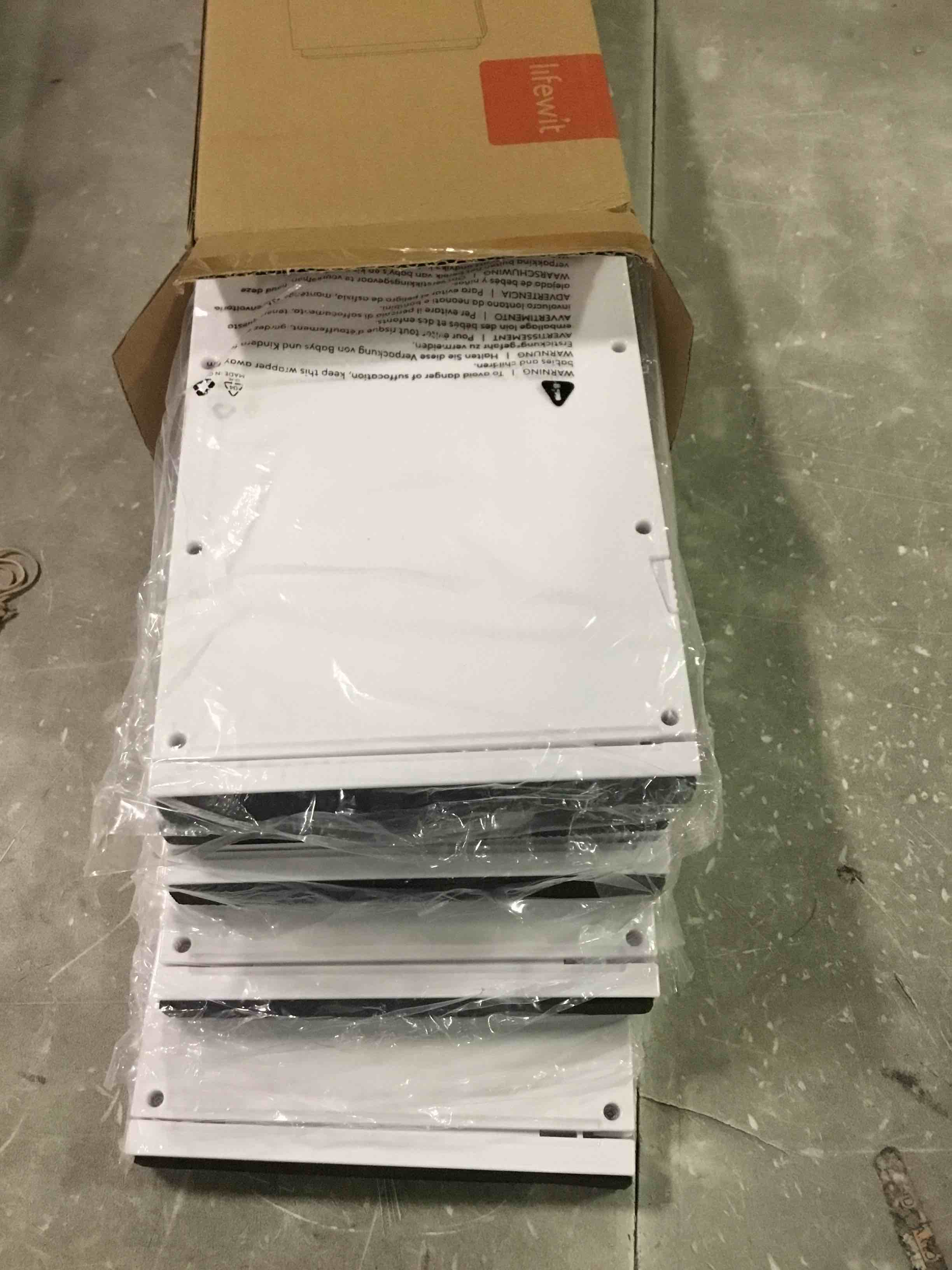https://s3.amazonaws.com/lotting-images-prod/bidfta/RED6839078_1721943465971.jpeg