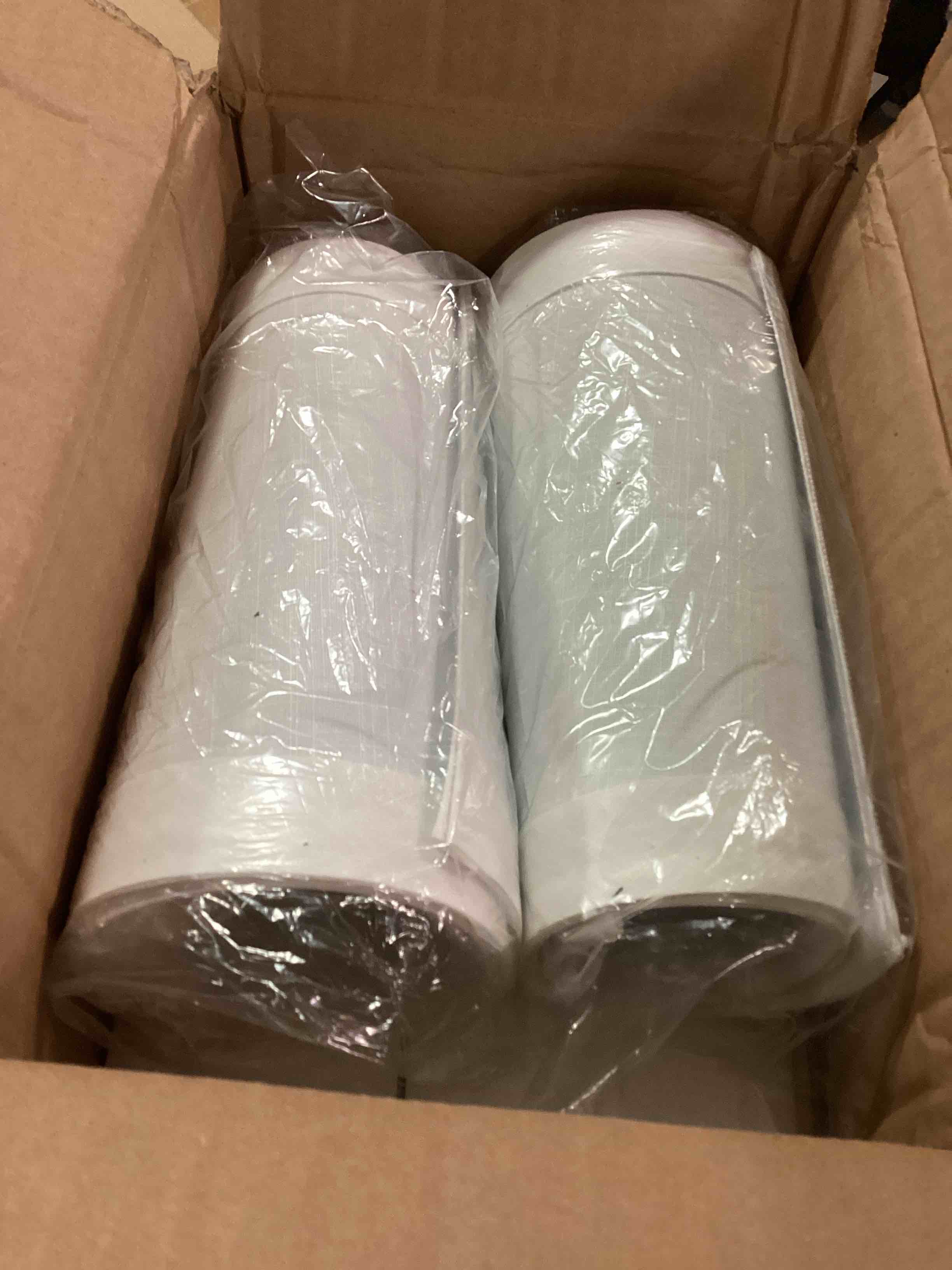 https://s3.amazonaws.com/lotting-images-prod/bidfta/RED6840448_1721855872535.jpeg