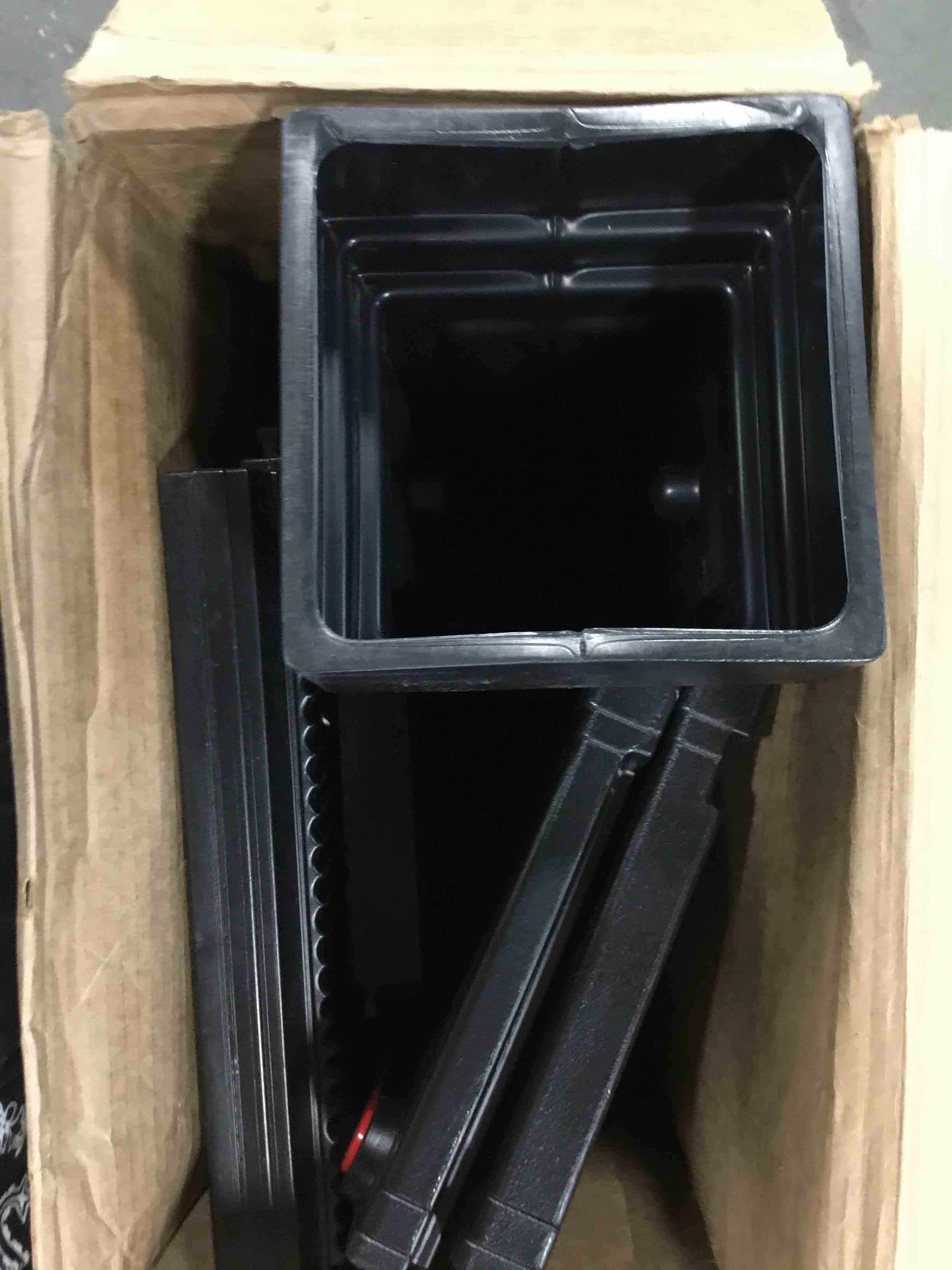 https://s3.amazonaws.com/lotting-images-prod/bidfta/RED6840918_1721968789302.jpeg
