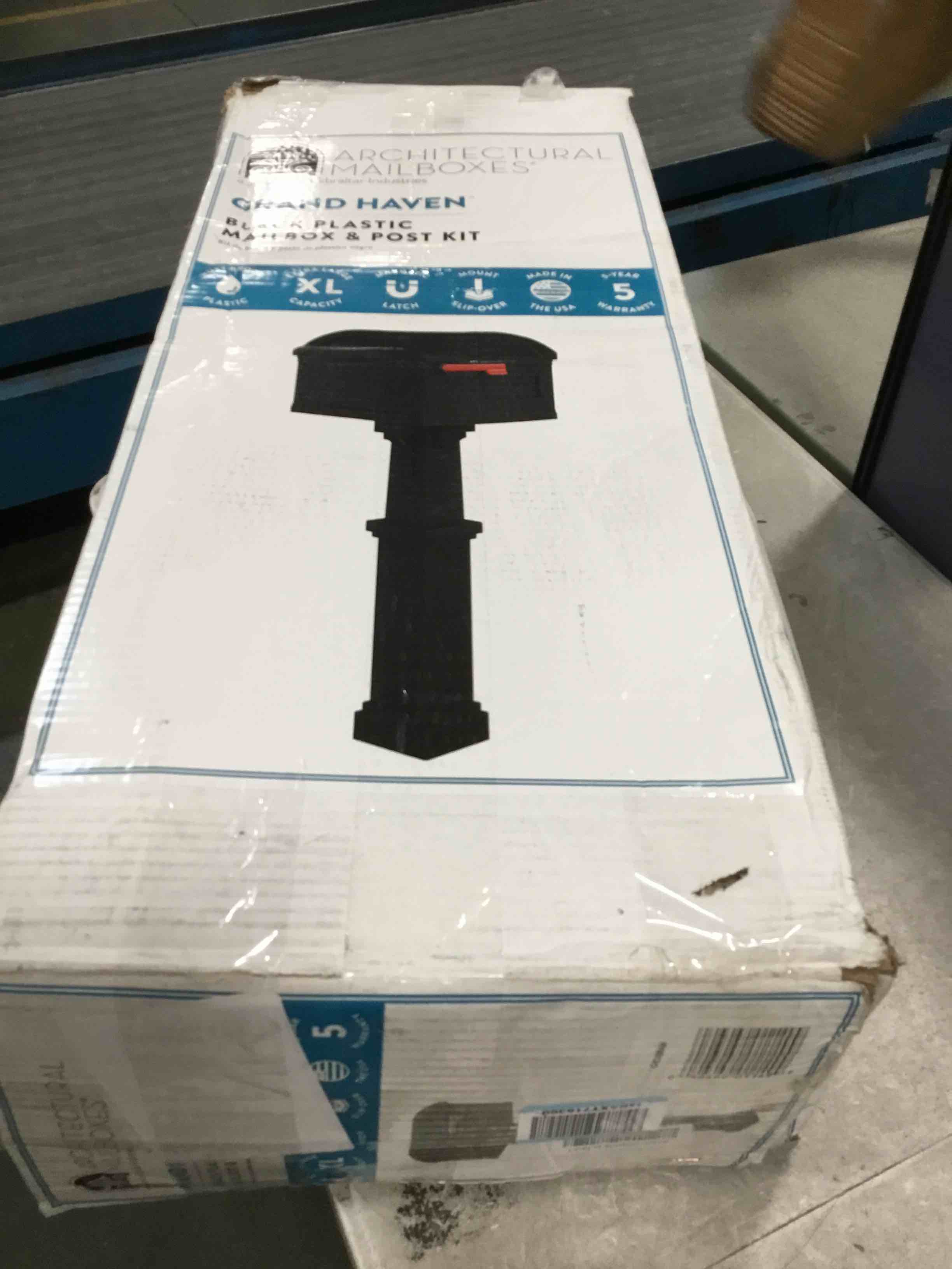https://s3.amazonaws.com/lotting-images-prod/bidfta/RED6840918_1721968844469.jpeg