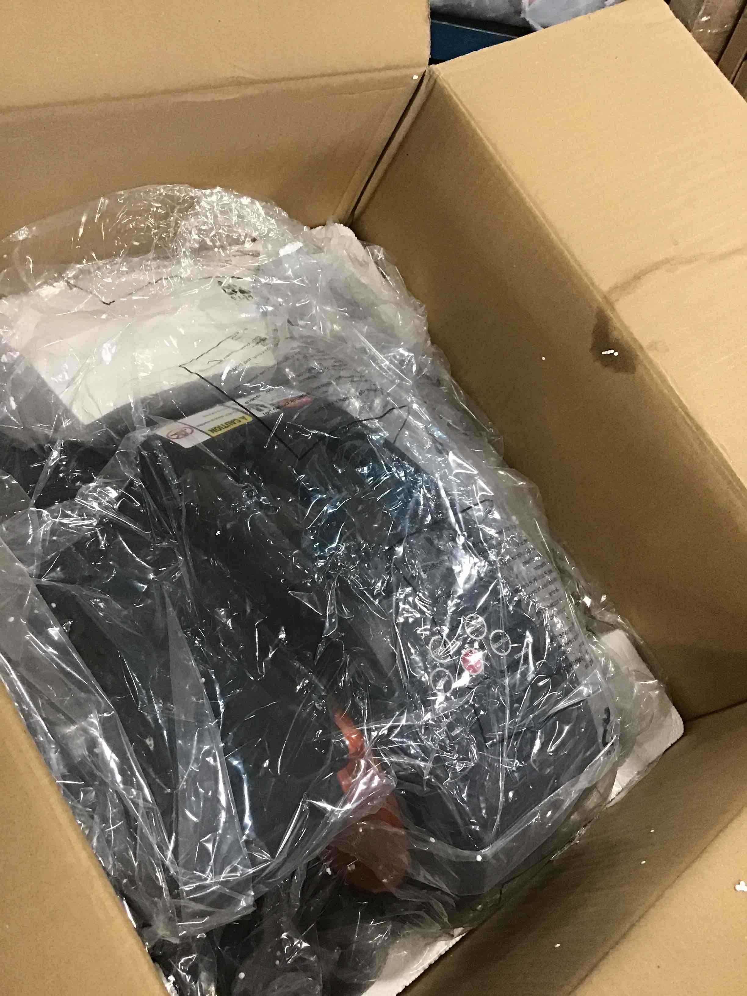 https://s3.amazonaws.com/lotting-images-prod/bidfta/RED6841015_1722006803177.jpeg