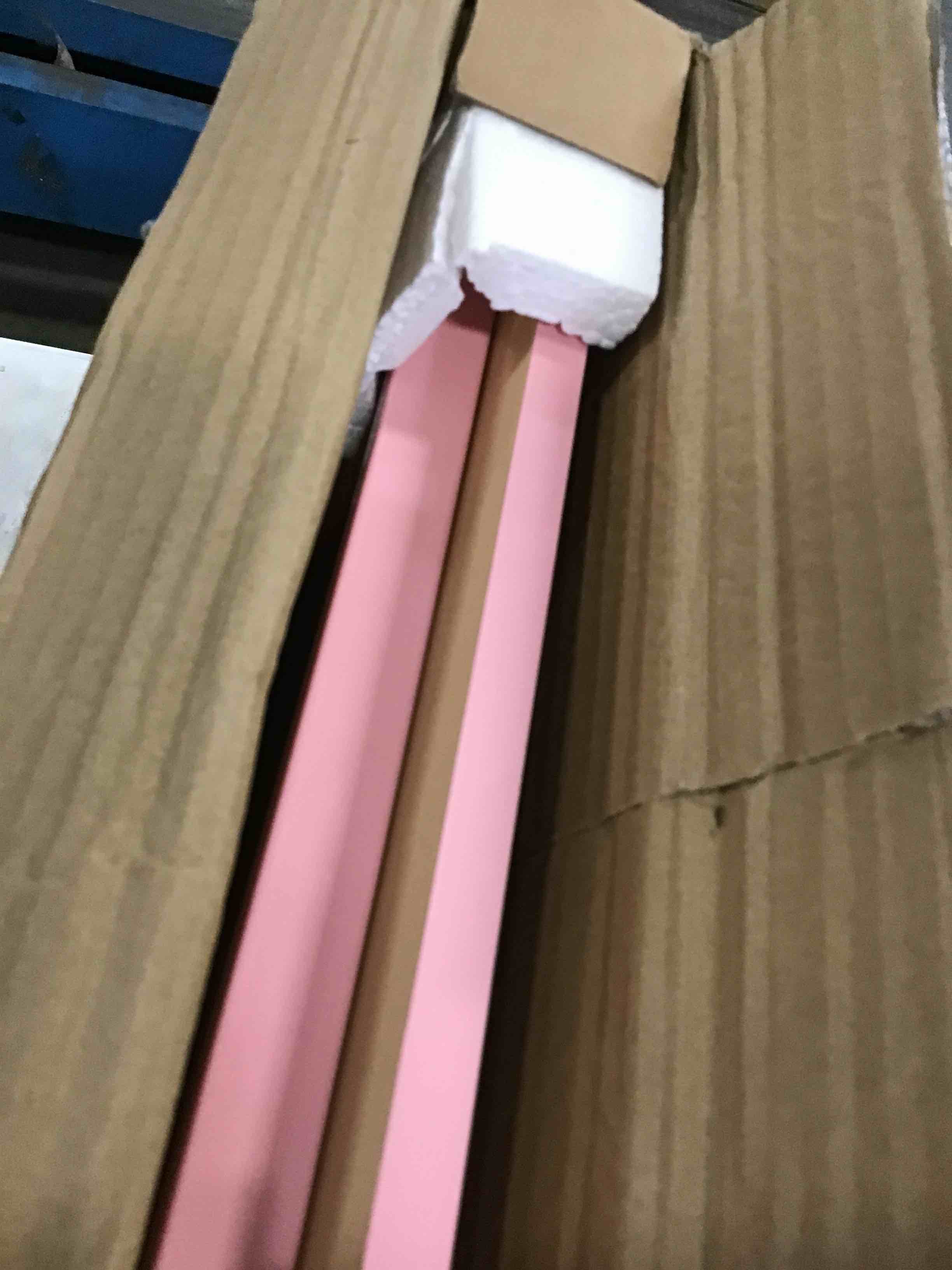 https://s3.amazonaws.com/lotting-images-prod/bidfta/RED6841020_1722007132026.jpeg