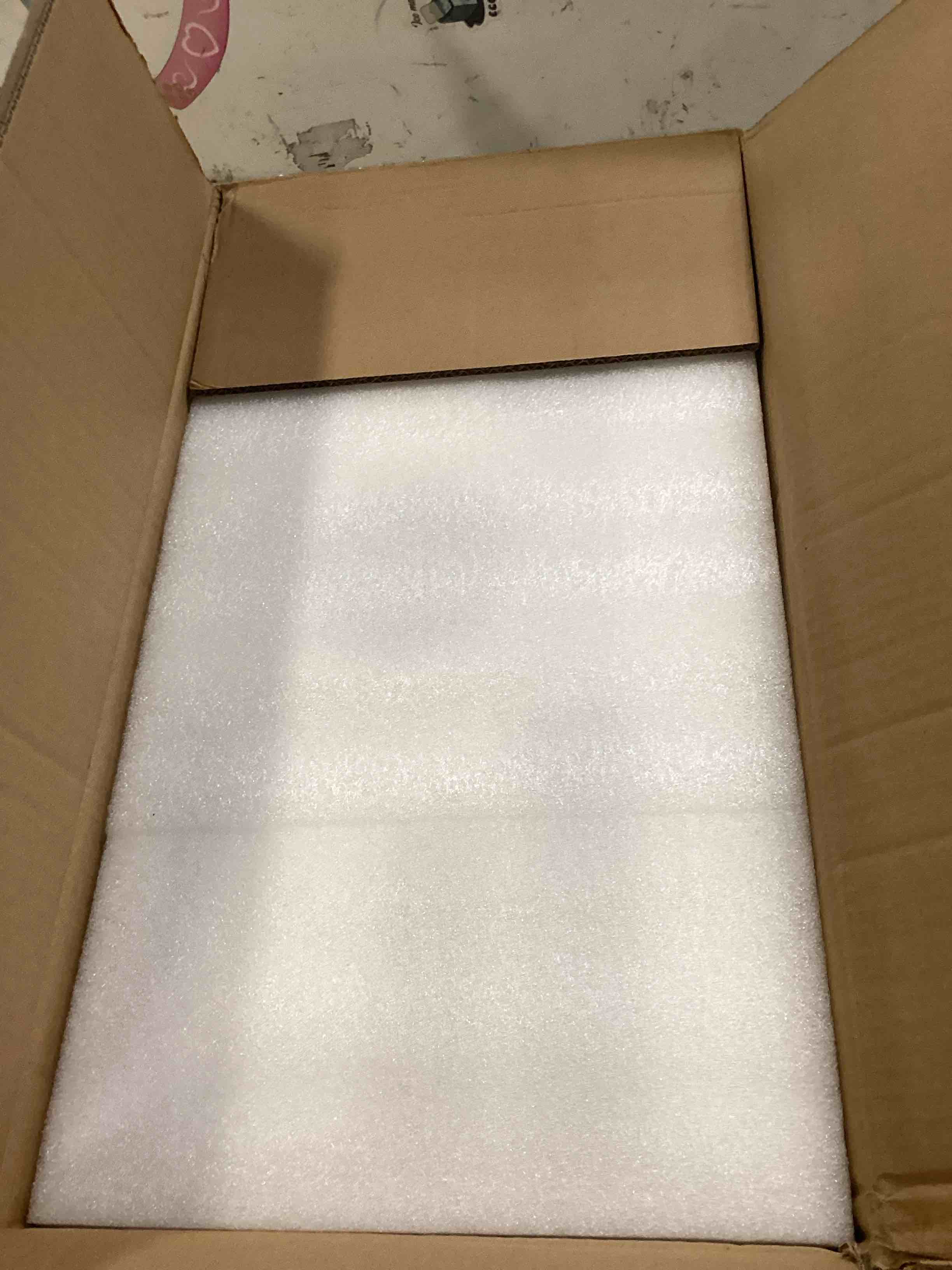 https://s3.amazonaws.com/lotting-images-prod/bidfta/RED6843023_1722019016576.jpeg
