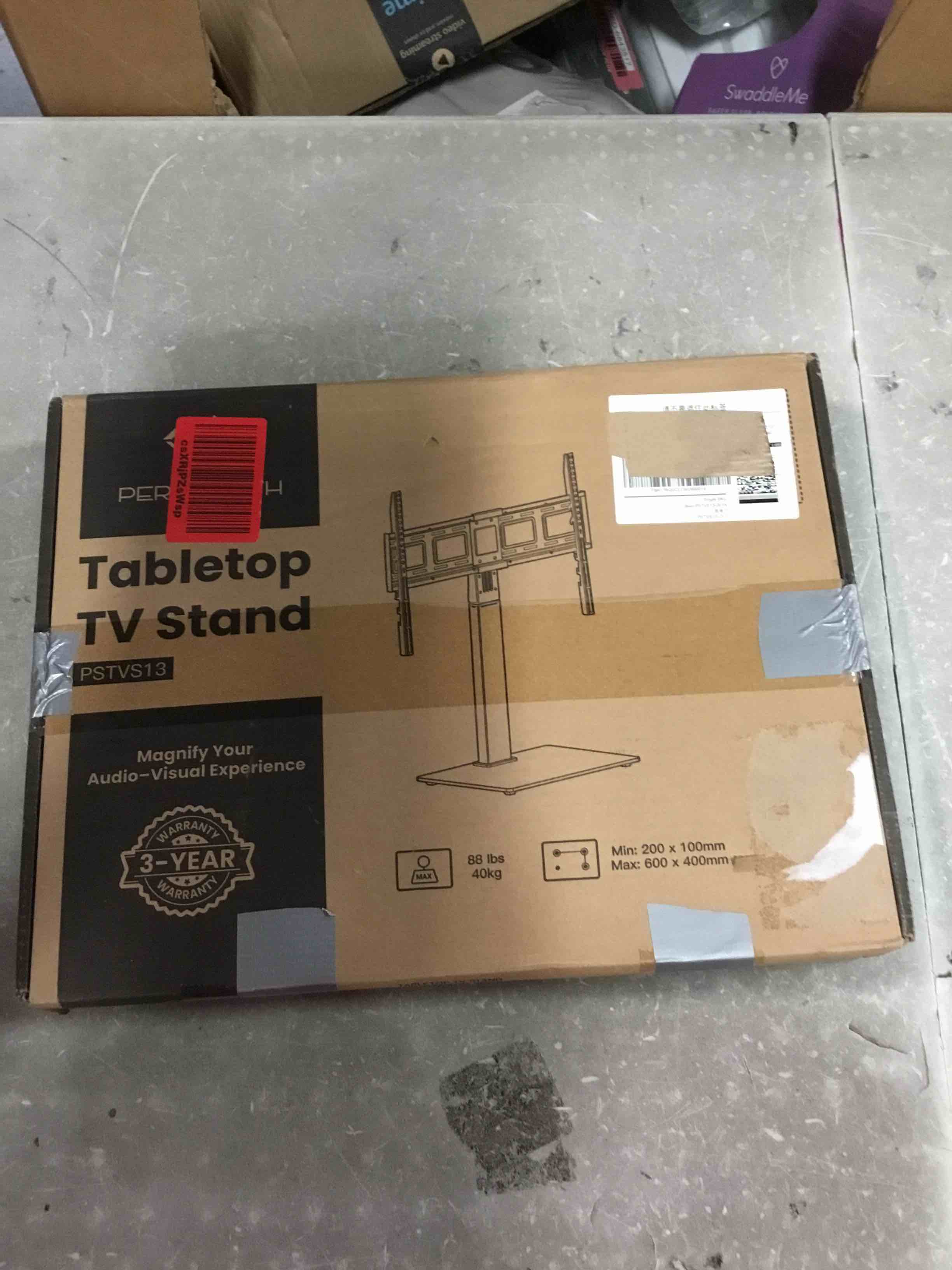 https://s3.amazonaws.com/lotting-images-prod/bidfta/RED6843552_1721744959840.jpeg