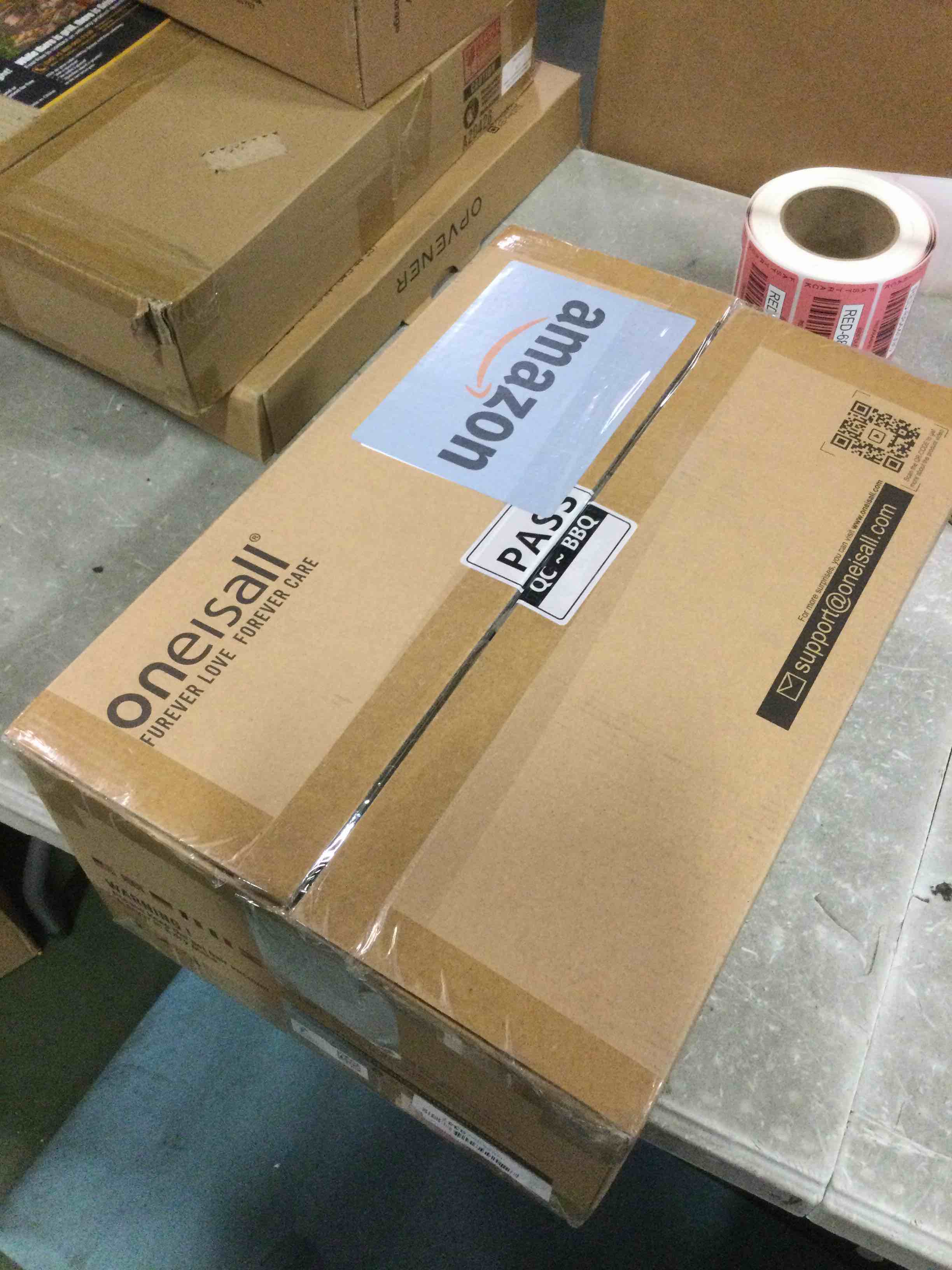 https://s3.amazonaws.com/lotting-images-prod/bidfta/RED6844041_1721829068252.jpeg