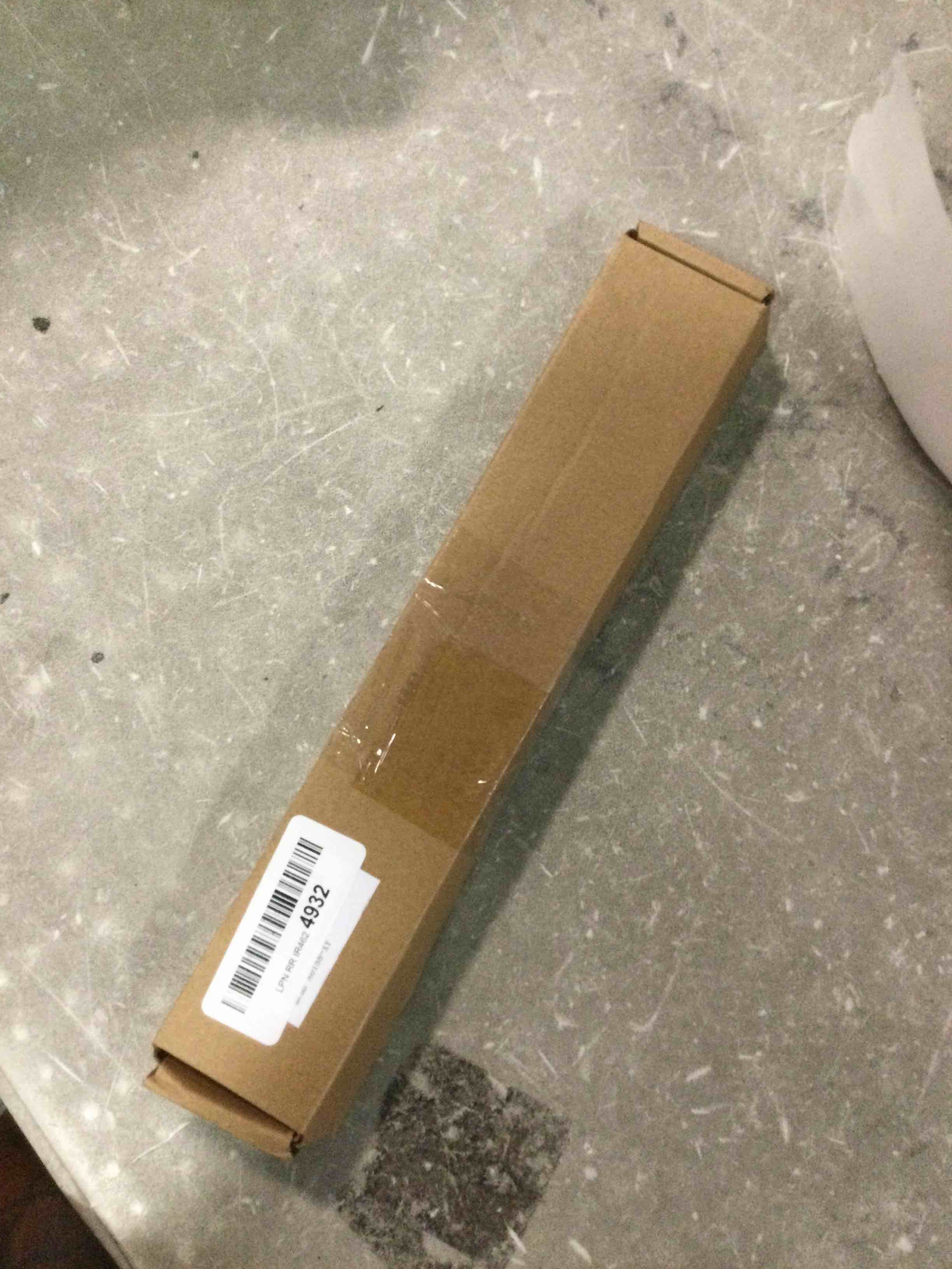 https://s3.amazonaws.com/lotting-images-prod/bidfta/RED6844187_1721836605601.jpeg