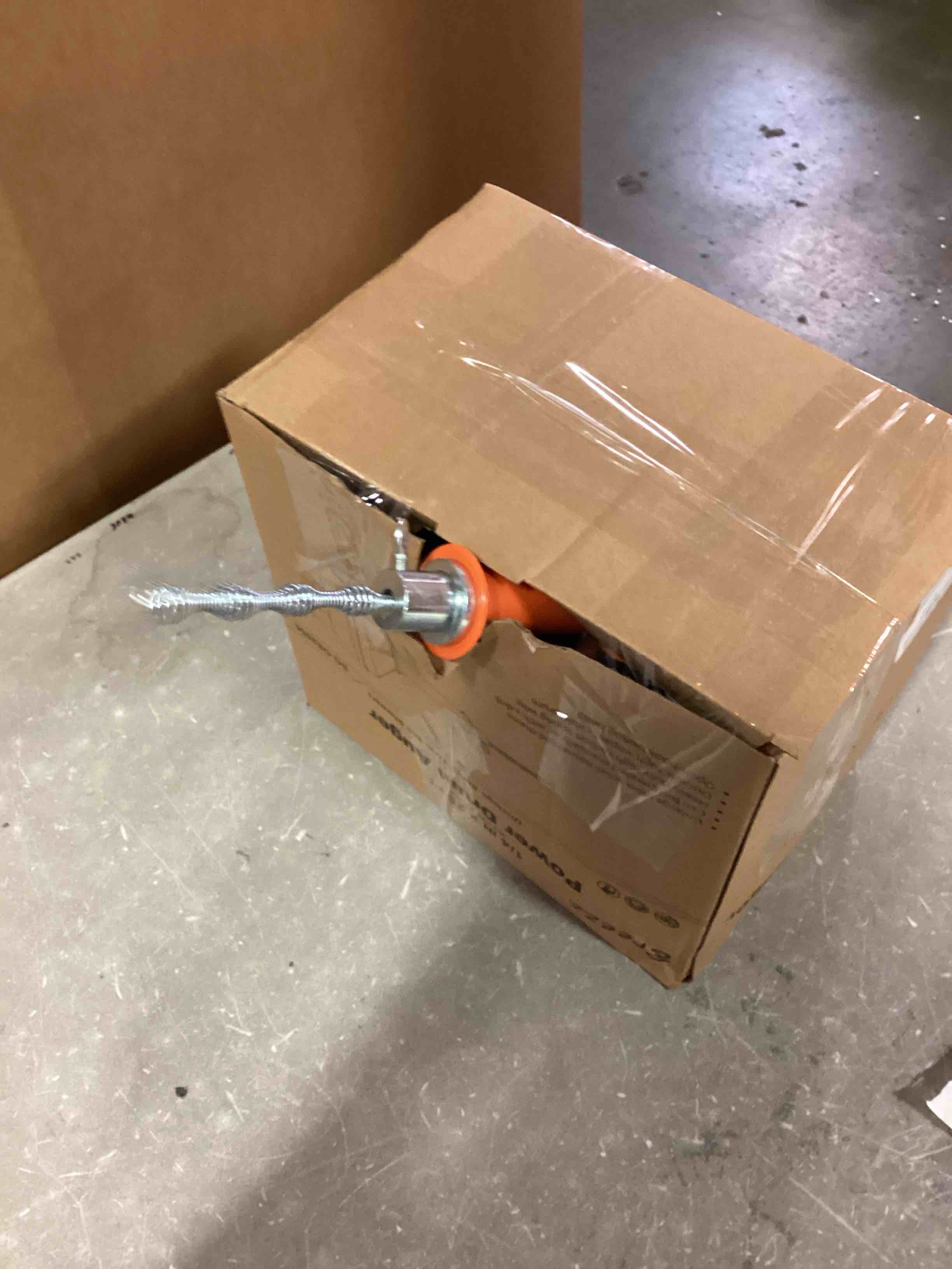 https://s3.amazonaws.com/lotting-images-prod/bidfta/RED6844362_1721851406834.jpeg