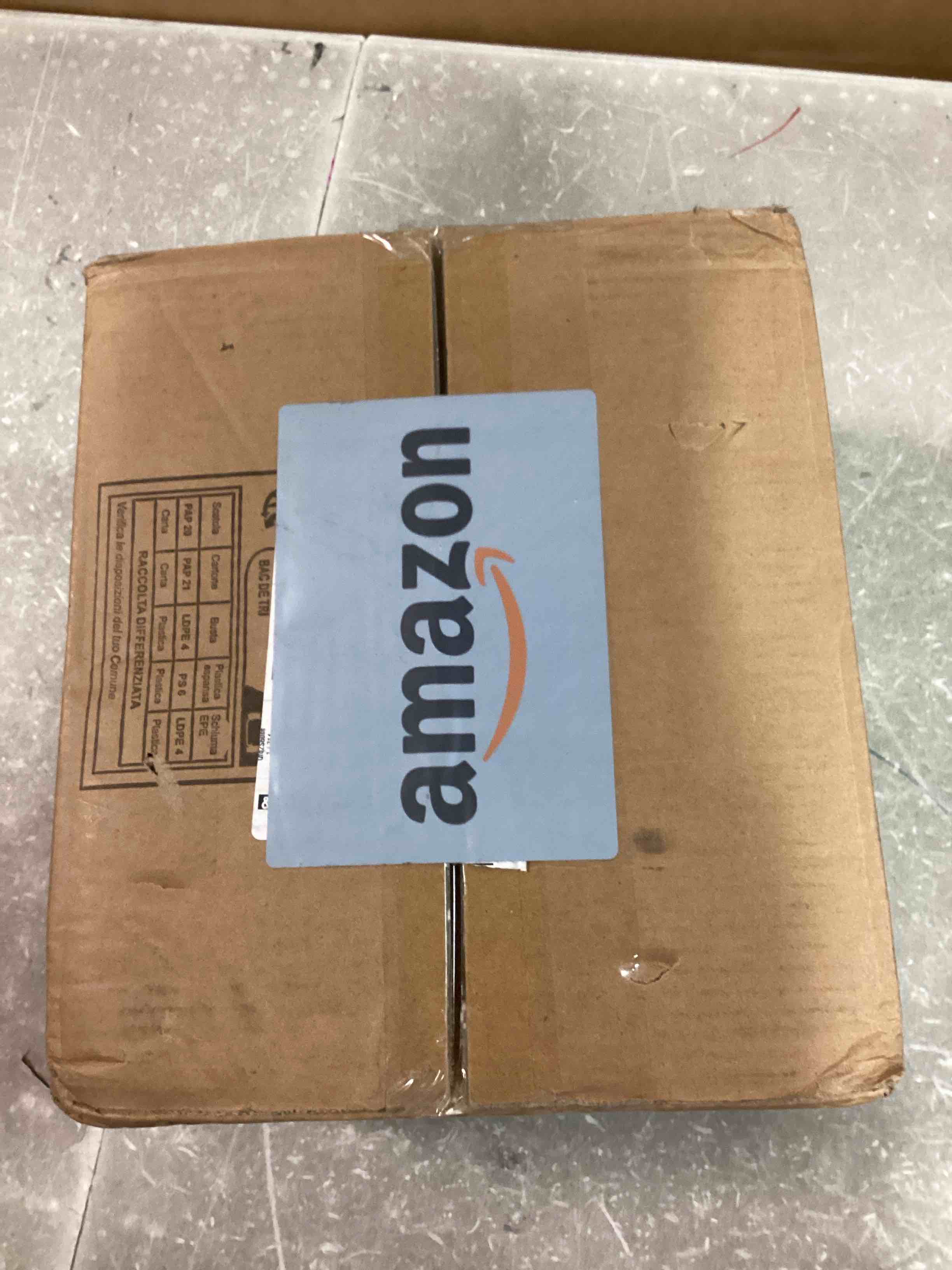 https://s3.amazonaws.com/lotting-images-prod/bidfta/RED6844527_1721878873341.jpeg