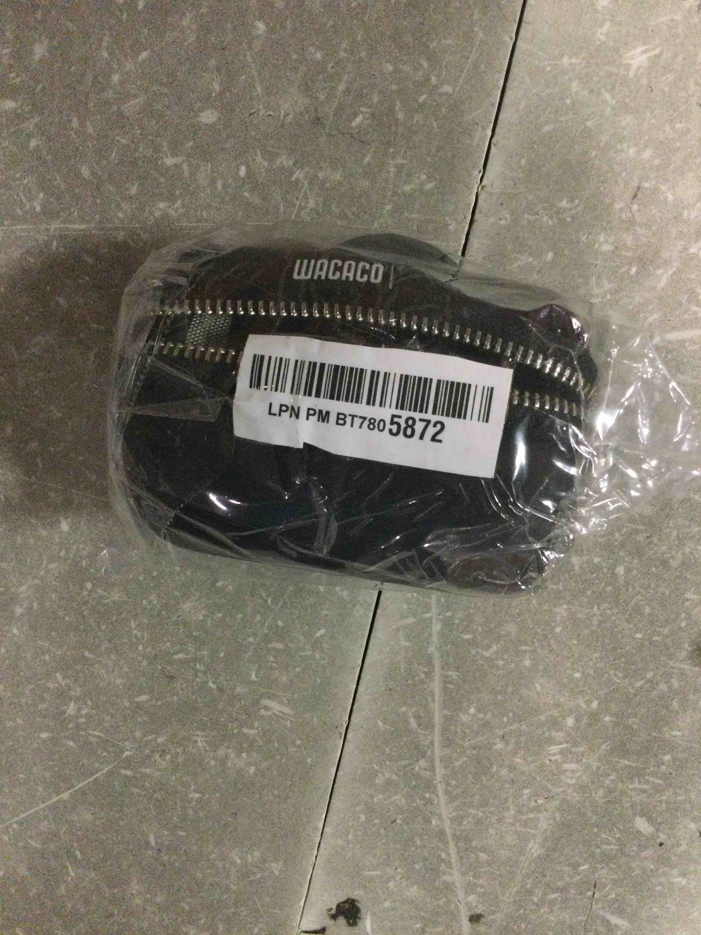 https://s3.amazonaws.com/lotting-images-prod/bidfta/RED6844809_1721919266348.jpeg