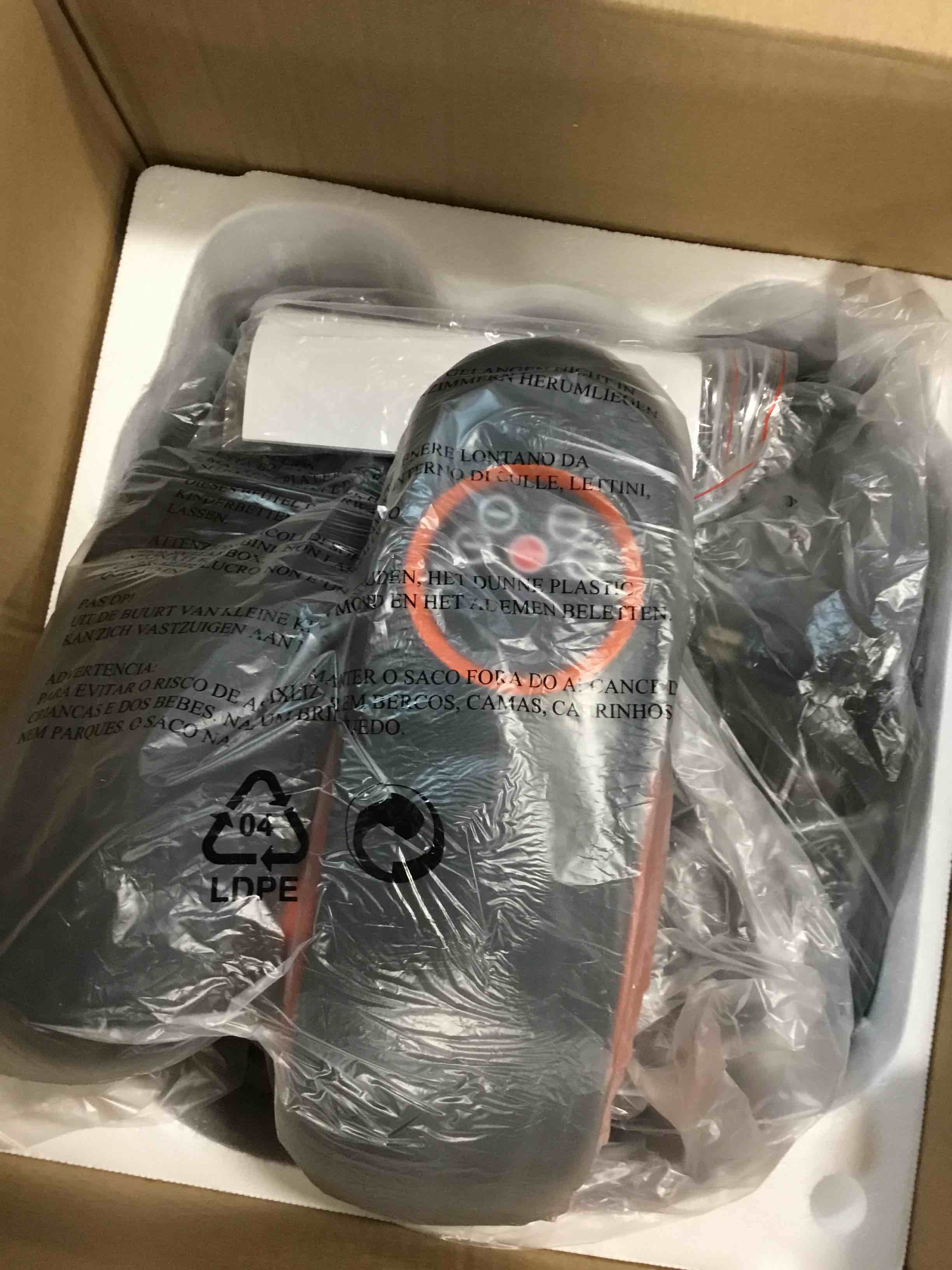 https://s3.amazonaws.com/lotting-images-prod/bidfta/RED6845184_1724447607839.jpeg