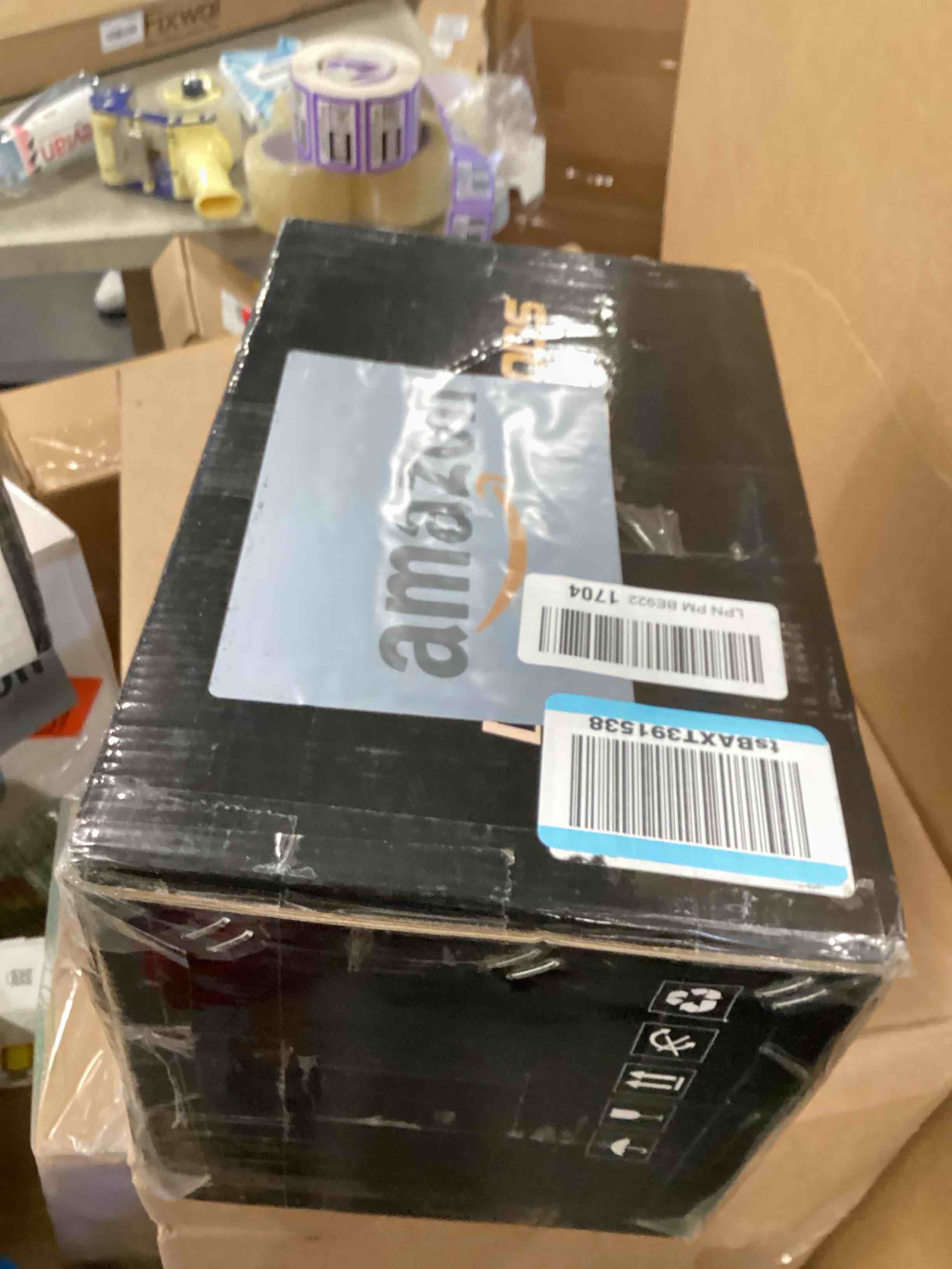 https://s3.amazonaws.com/lotting-images-prod/bidfta/RED6845474_1724771965070.jpeg