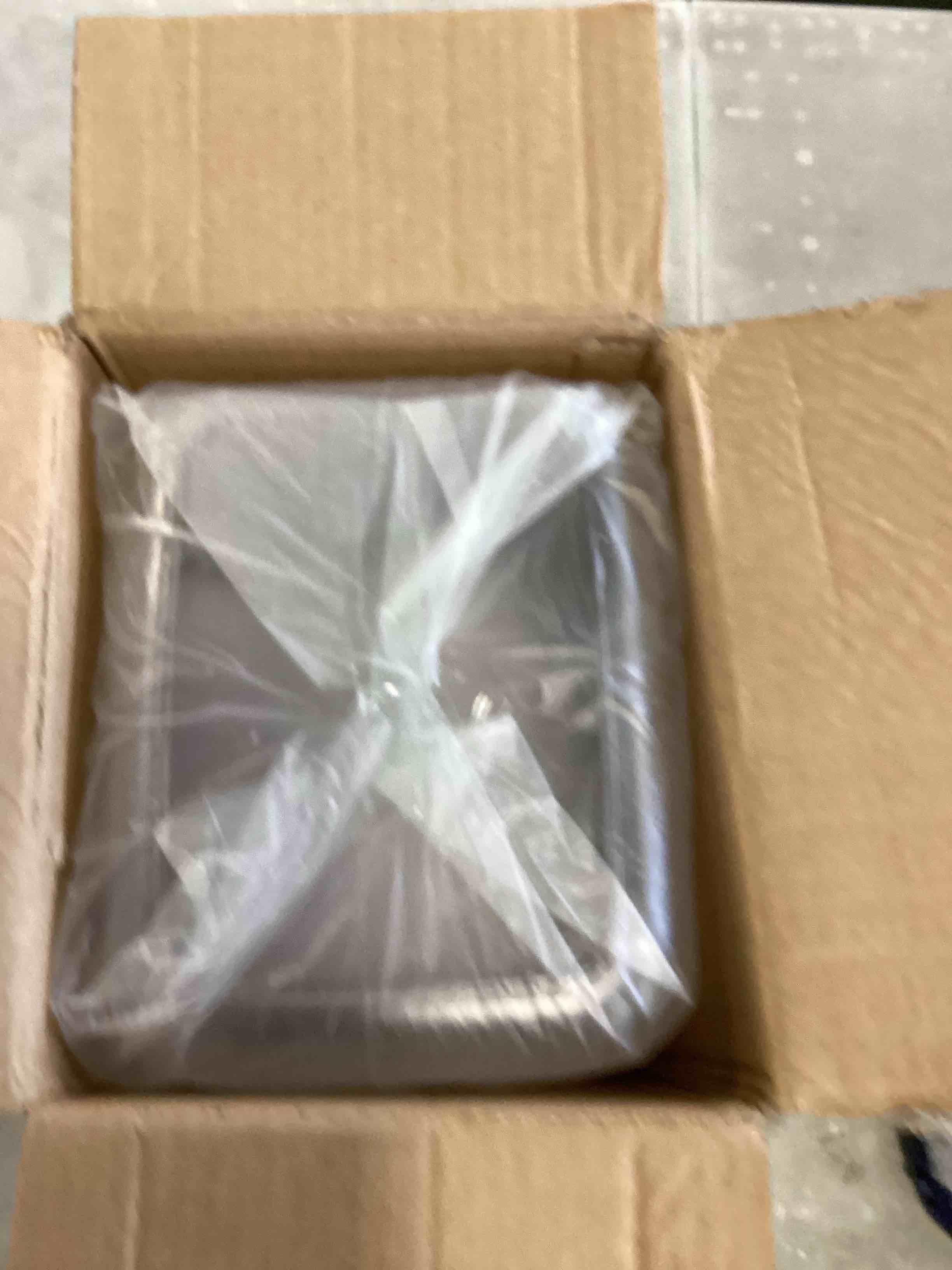 https://s3.amazonaws.com/lotting-images-prod/bidfta/RED6848038_1720201466549.jpeg
