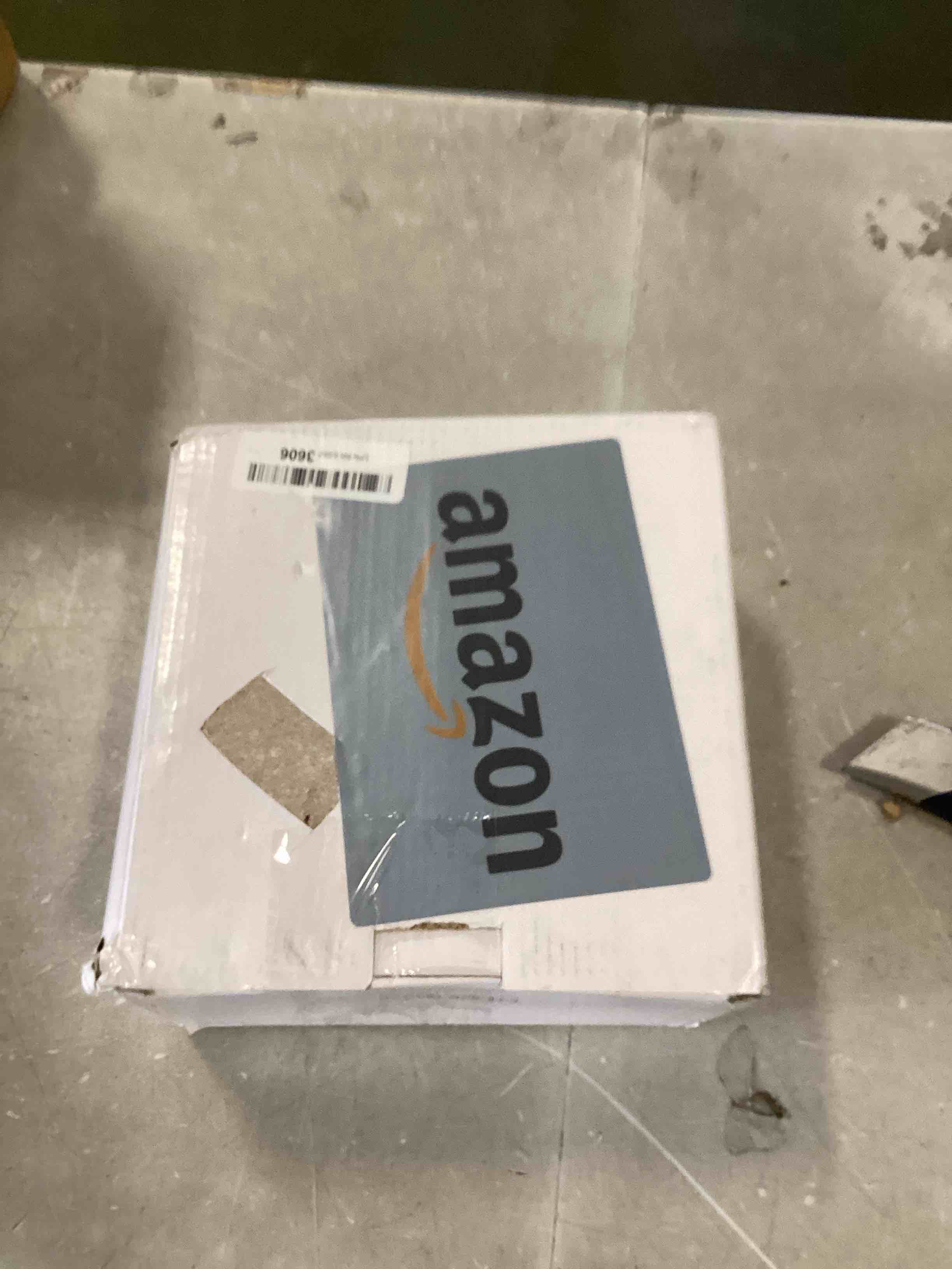 https://s3.amazonaws.com/lotting-images-prod/bidfta/RED6848411_1720551606034.jpeg