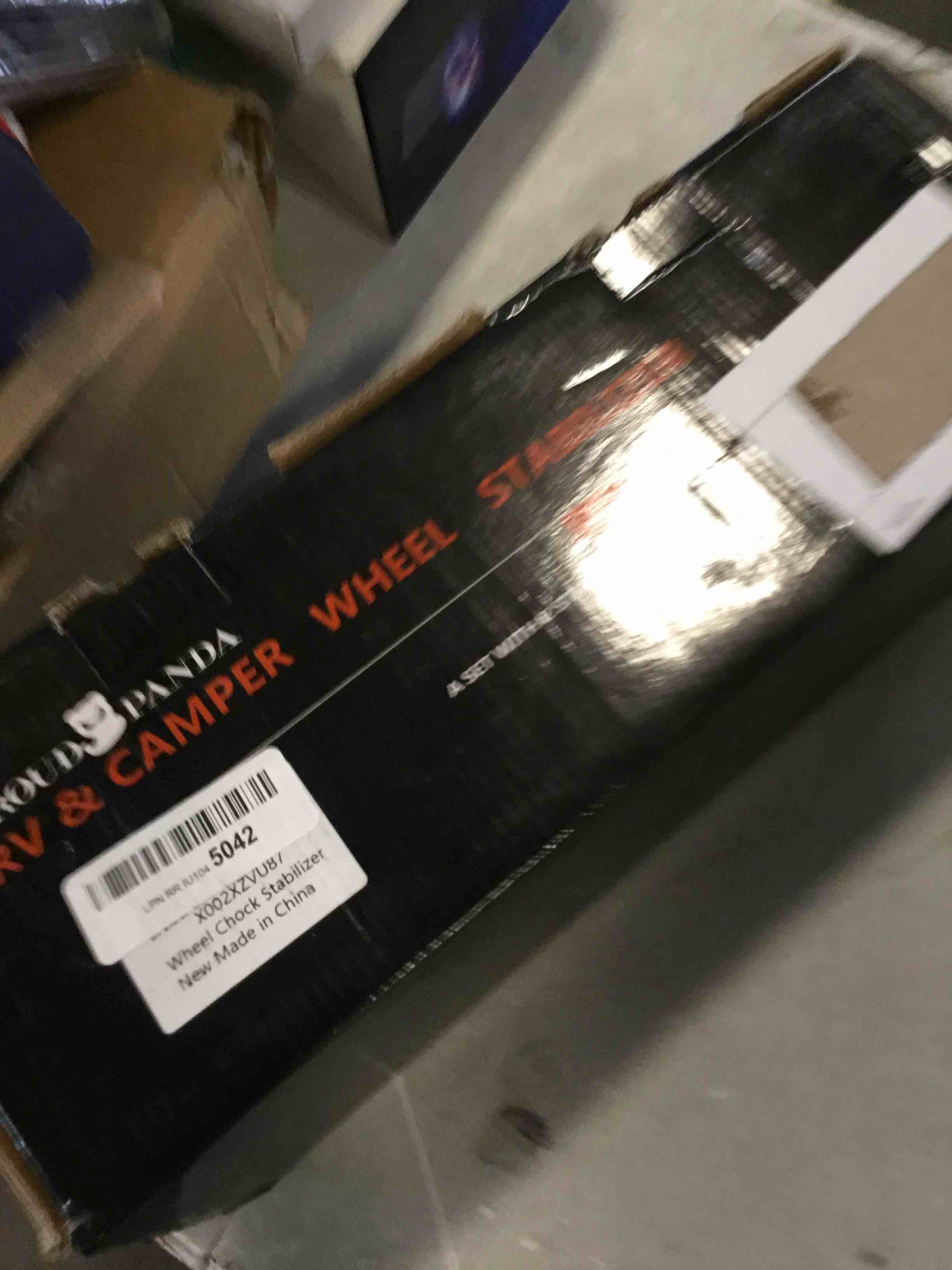 https://s3.amazonaws.com/lotting-images-prod/bidfta/RED6849395_1721330300213.jpeg