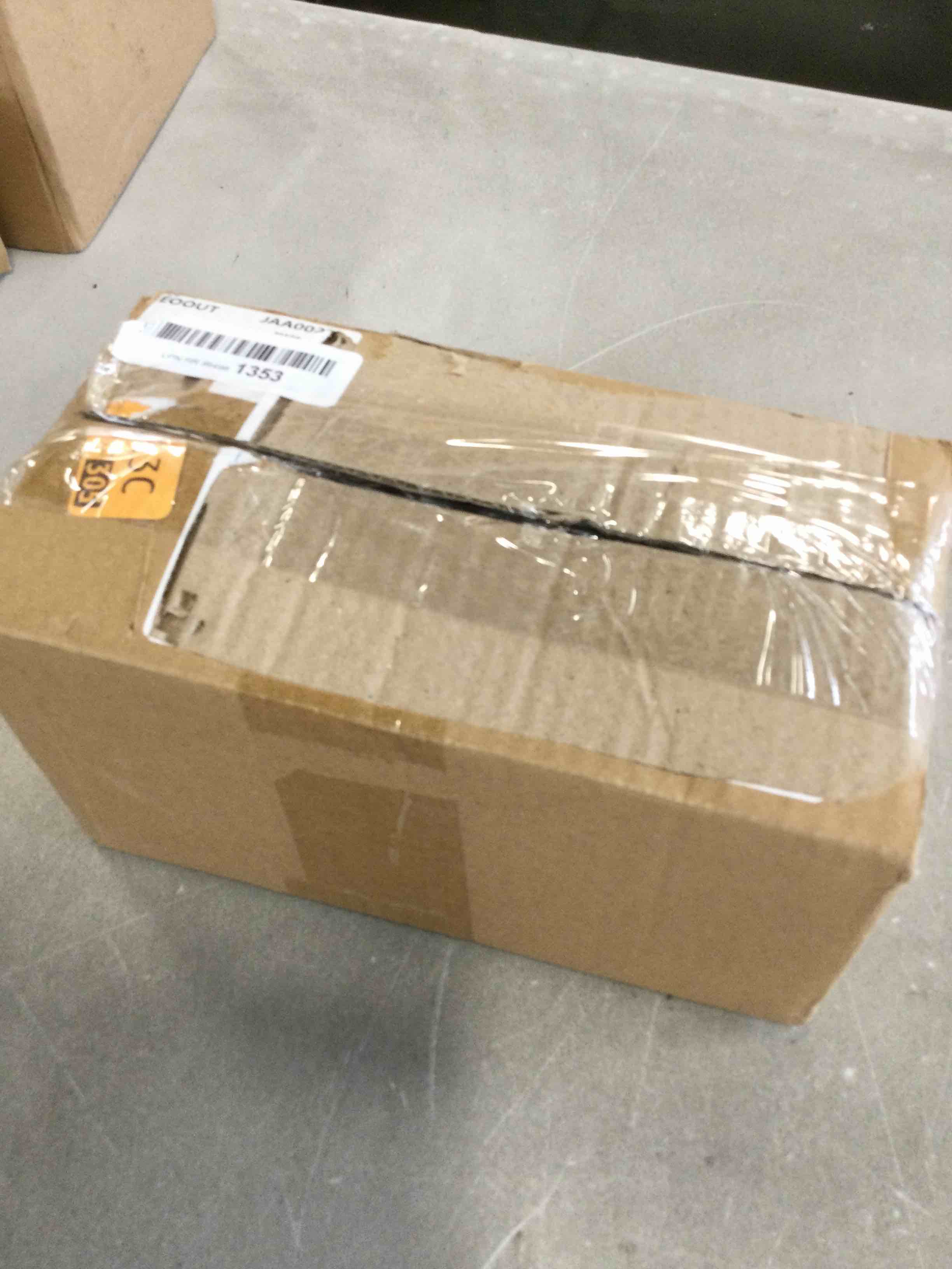 https://s3.amazonaws.com/lotting-images-prod/bidfta/RED6849712_1720538684723.jpeg