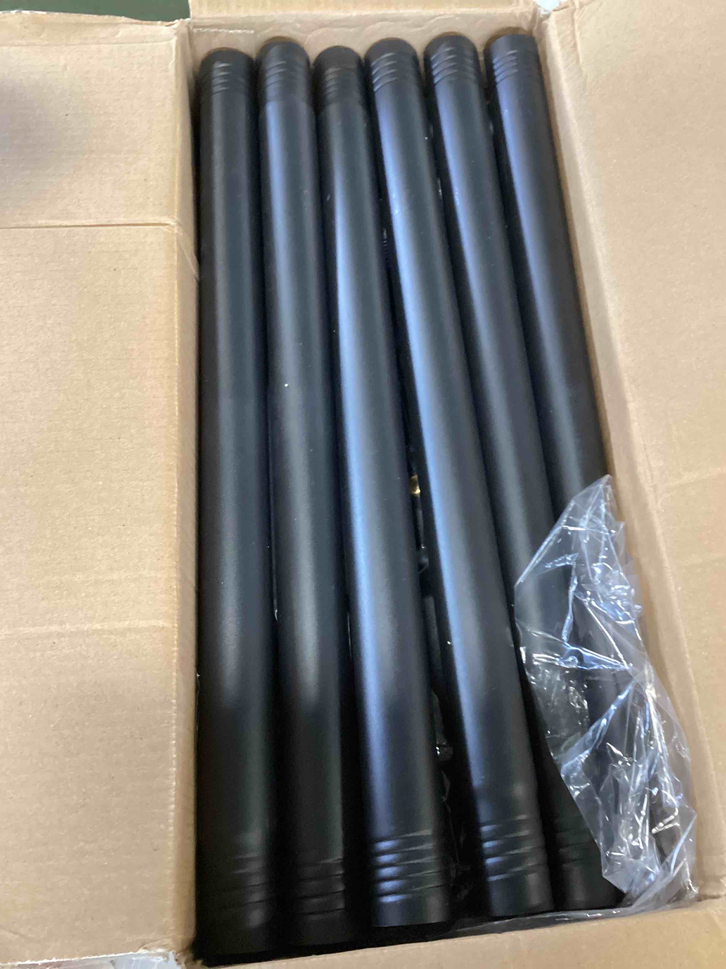 https://s3.amazonaws.com/lotting-images-prod/bidfta/RED6850030_1720634051030.jpeg