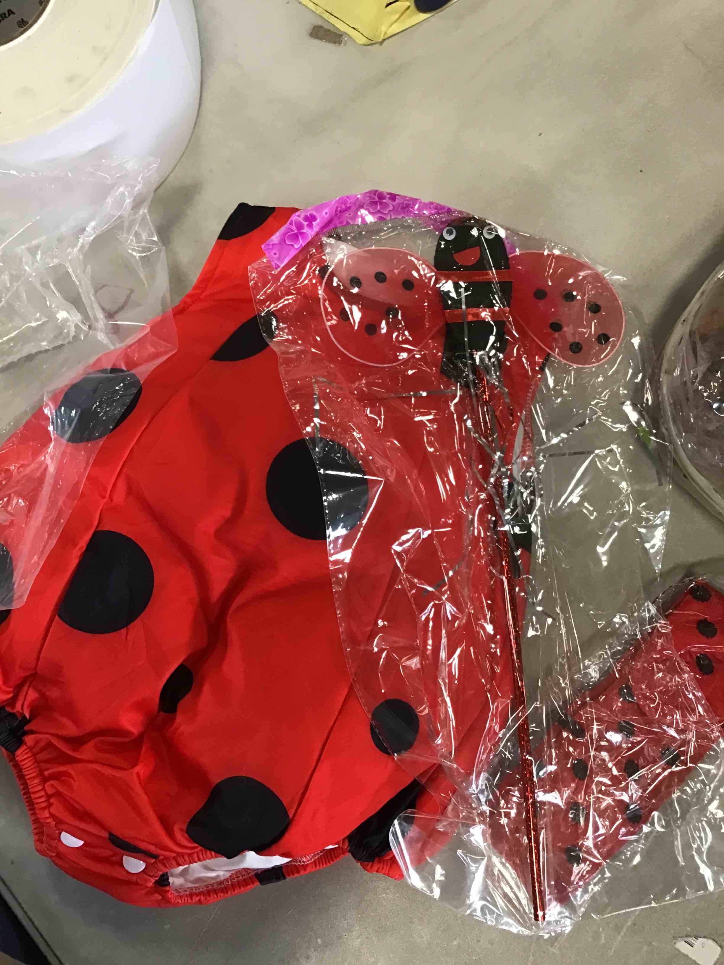 https://s3.amazonaws.com/lotting-images-prod/bidfta/RED6850702_1721142116556.jpeg