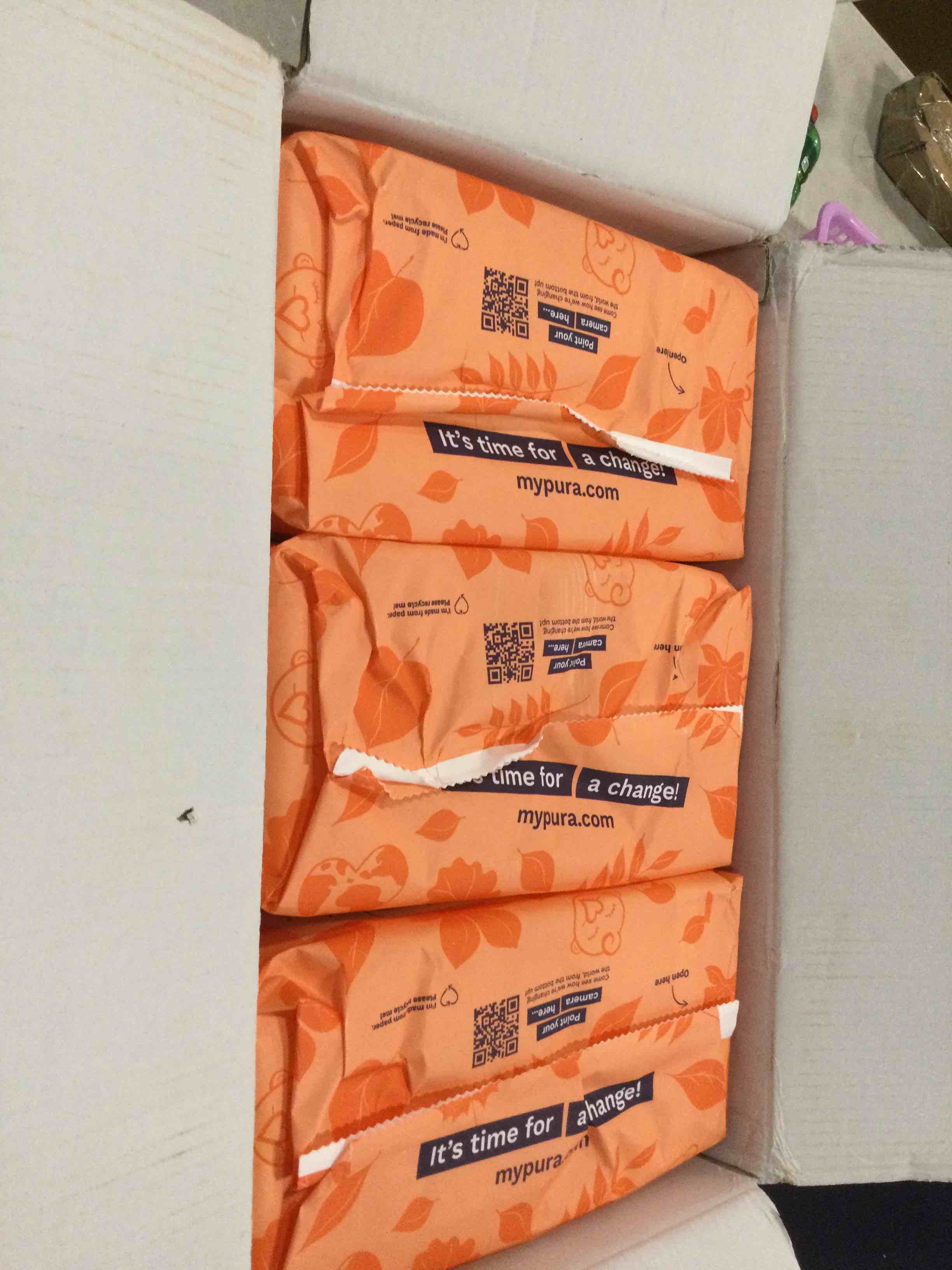 https://s3.amazonaws.com/lotting-images-prod/bidfta/RED6852502_1719967930612.jpeg