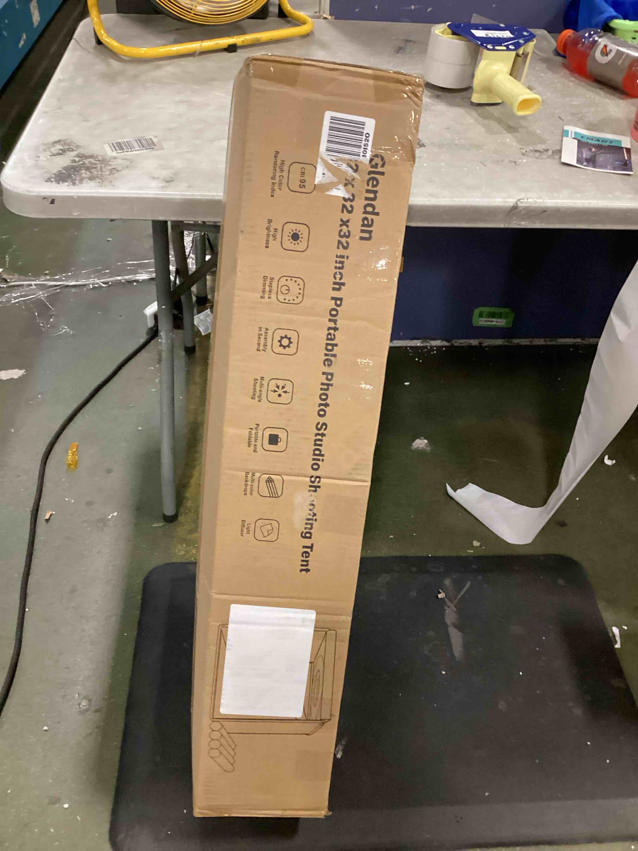 https://s3.amazonaws.com/lotting-images-prod/bidfta/RED6852703_1720049515916.jpeg