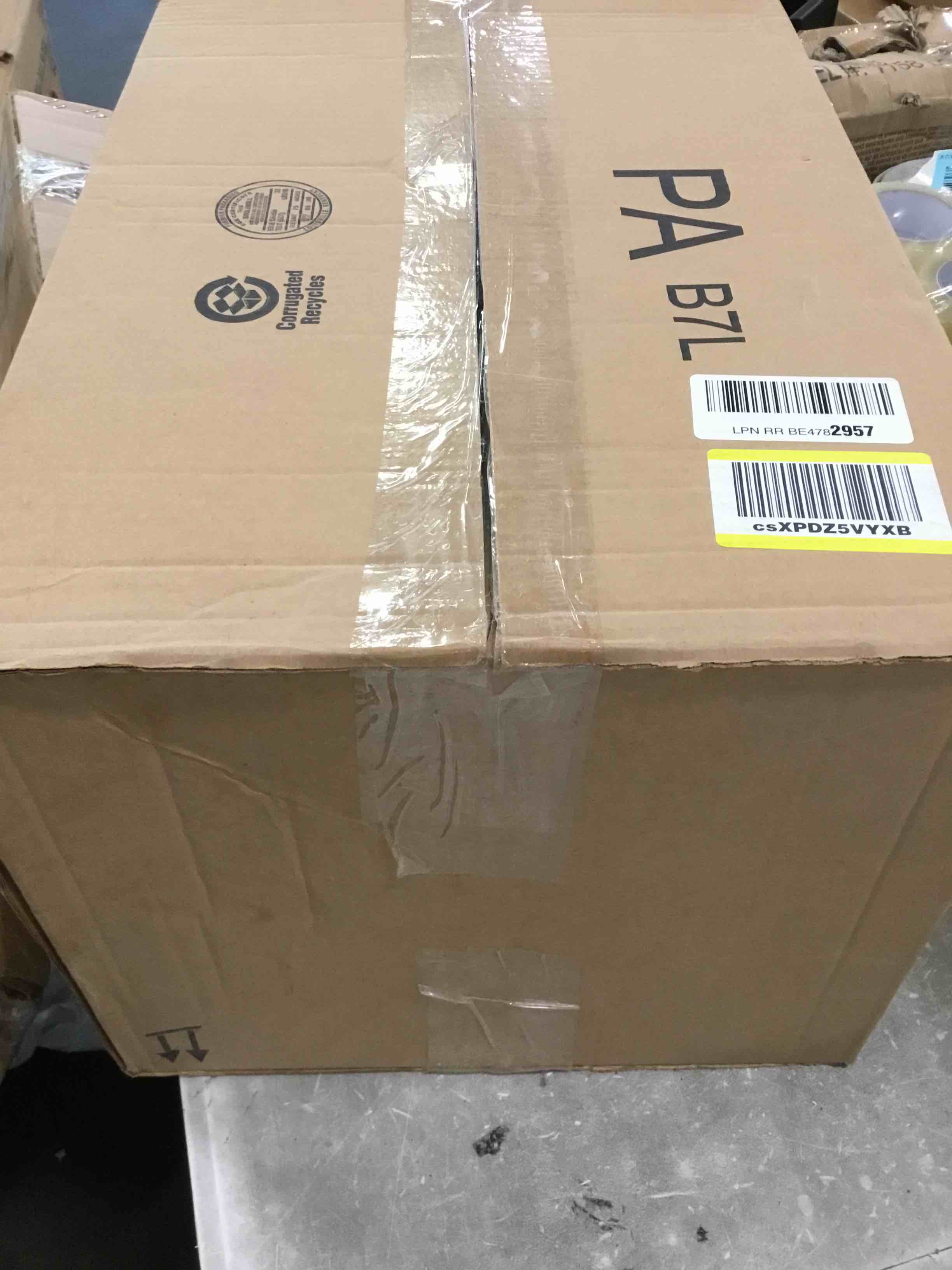 https://s3.amazonaws.com/lotting-images-prod/bidfta/RED6853126_1720786813316.jpeg