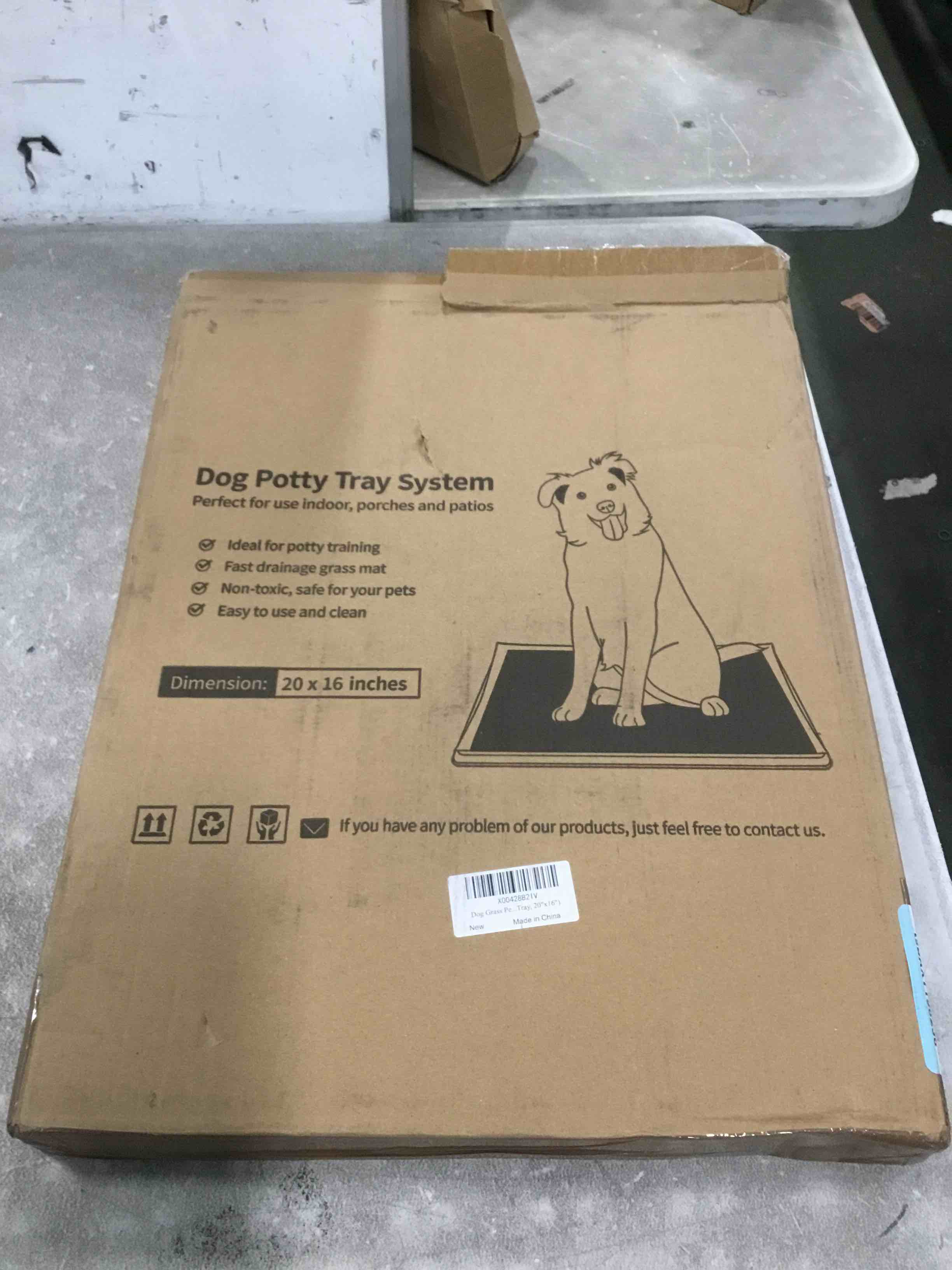 https://s3.amazonaws.com/lotting-images-prod/bidfta/RED6854001_1719590753535.jpeg