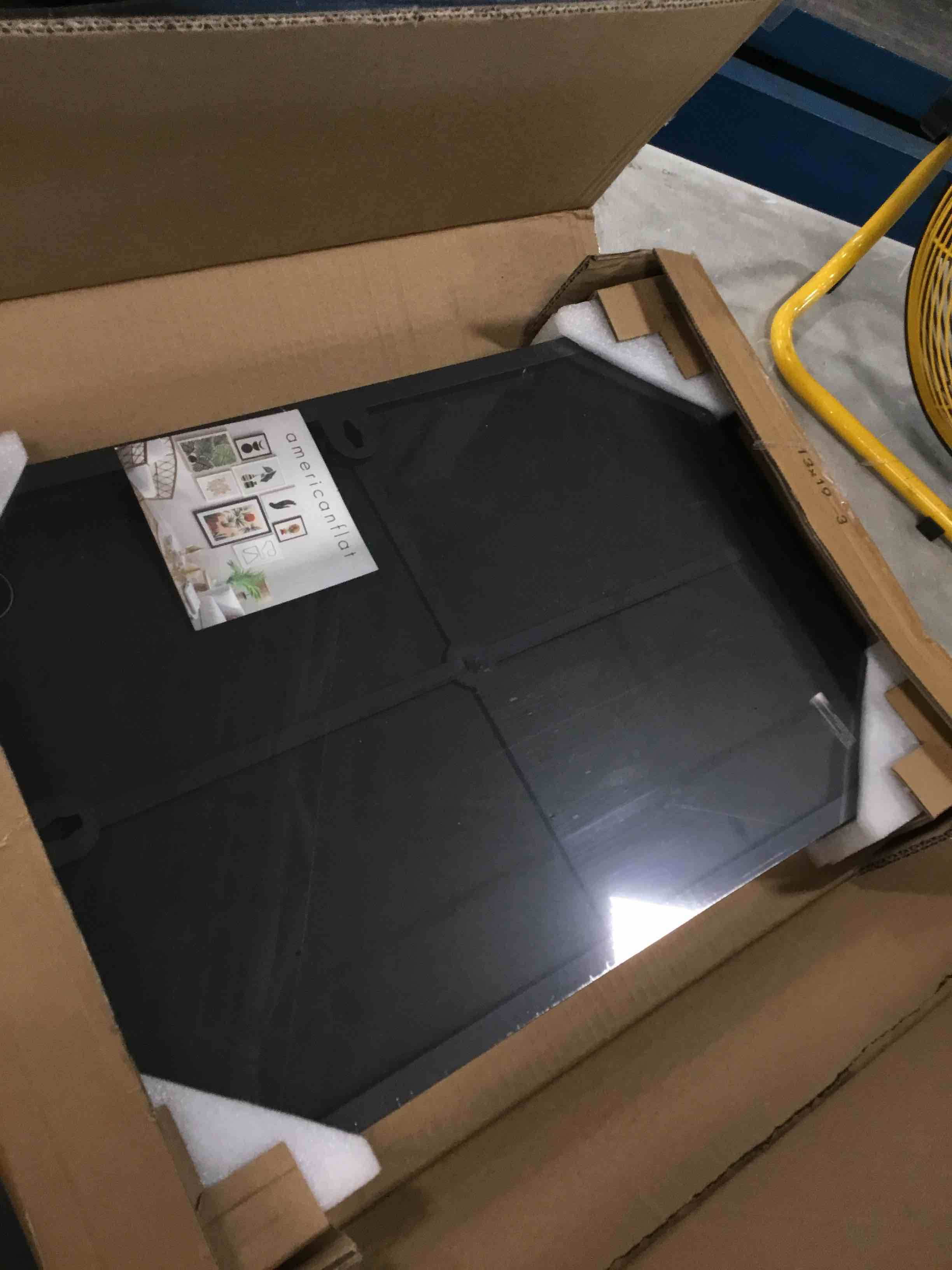 https://s3.amazonaws.com/lotting-images-prod/bidfta/RED6854277_1719834157378.jpeg