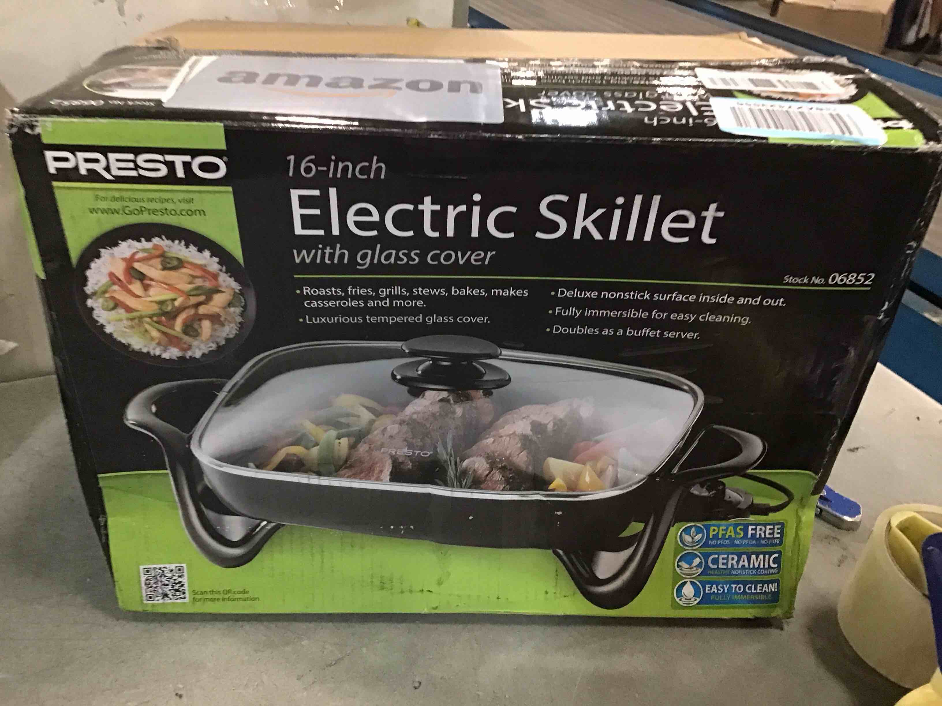 https://s3.amazonaws.com/lotting-images-prod/bidfta/RED6854524_1719919876487.jpeg