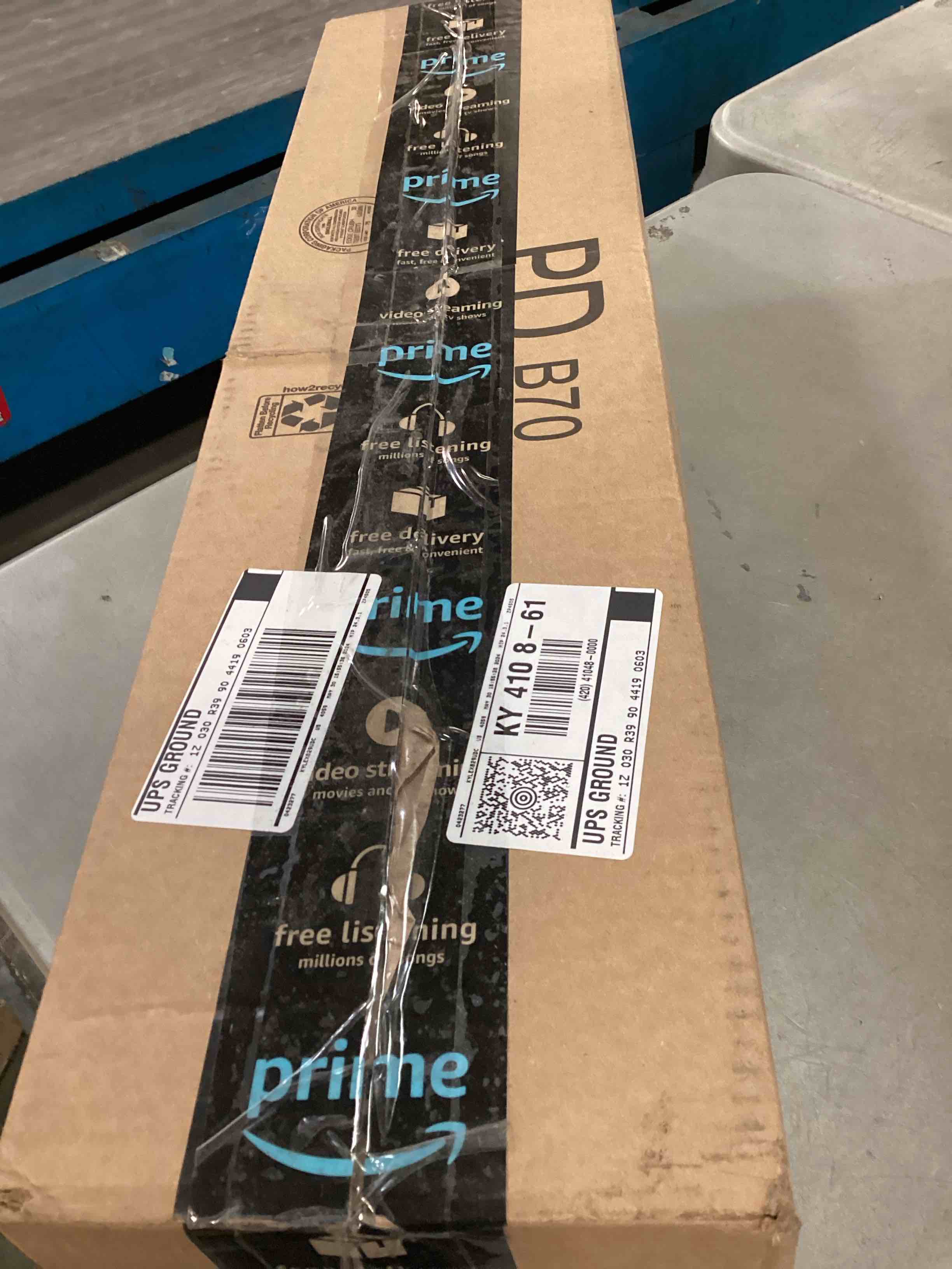 https://s3.amazonaws.com/lotting-images-prod/bidfta/RED6854784_1719959294299.jpeg