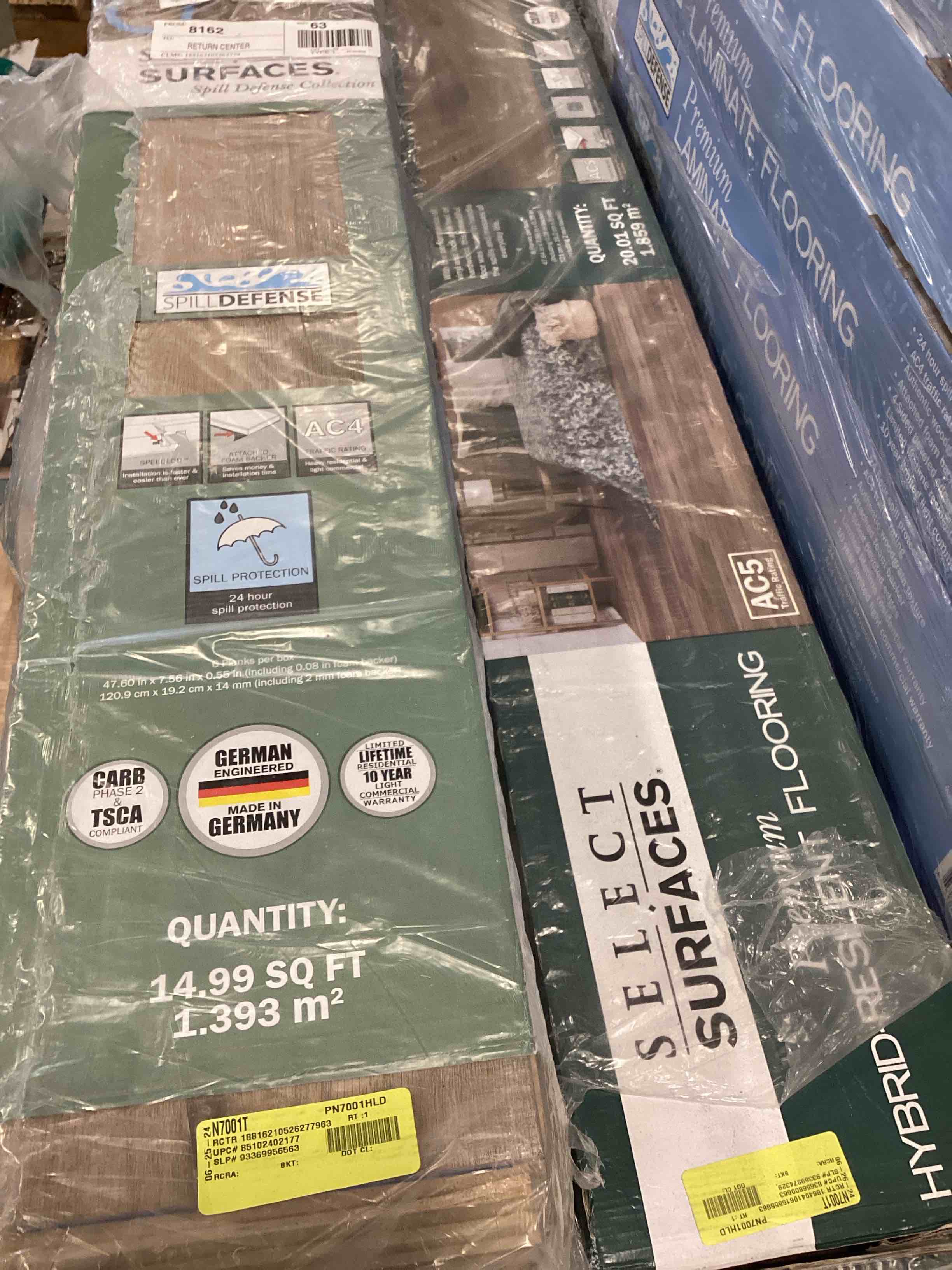 https://s3.amazonaws.com/lotting-images-prod/bidfta/RED6855496_1720712061164.jpeg