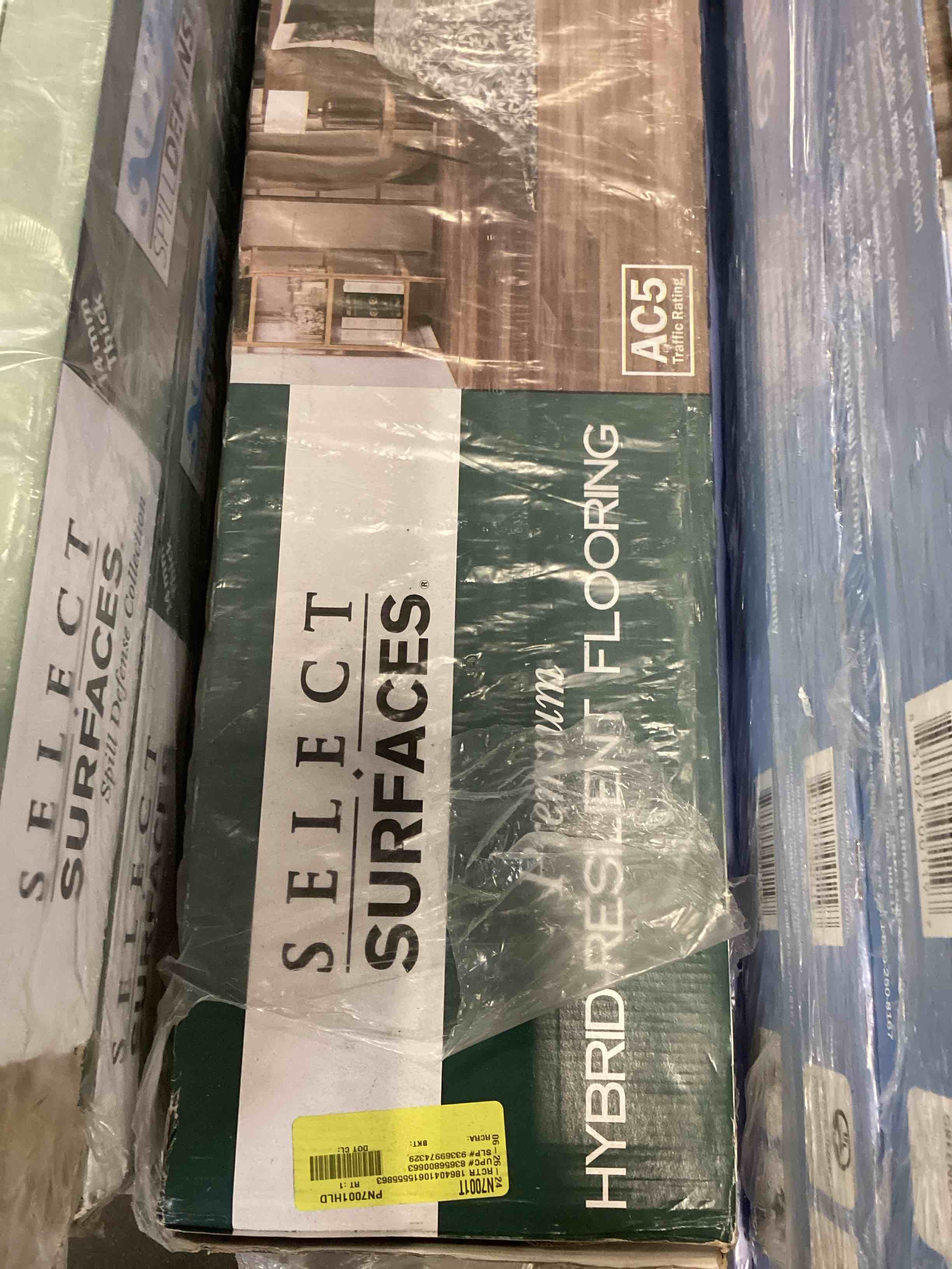 https://s3.amazonaws.com/lotting-images-prod/bidfta/RED6855497_1720712312617.jpeg
