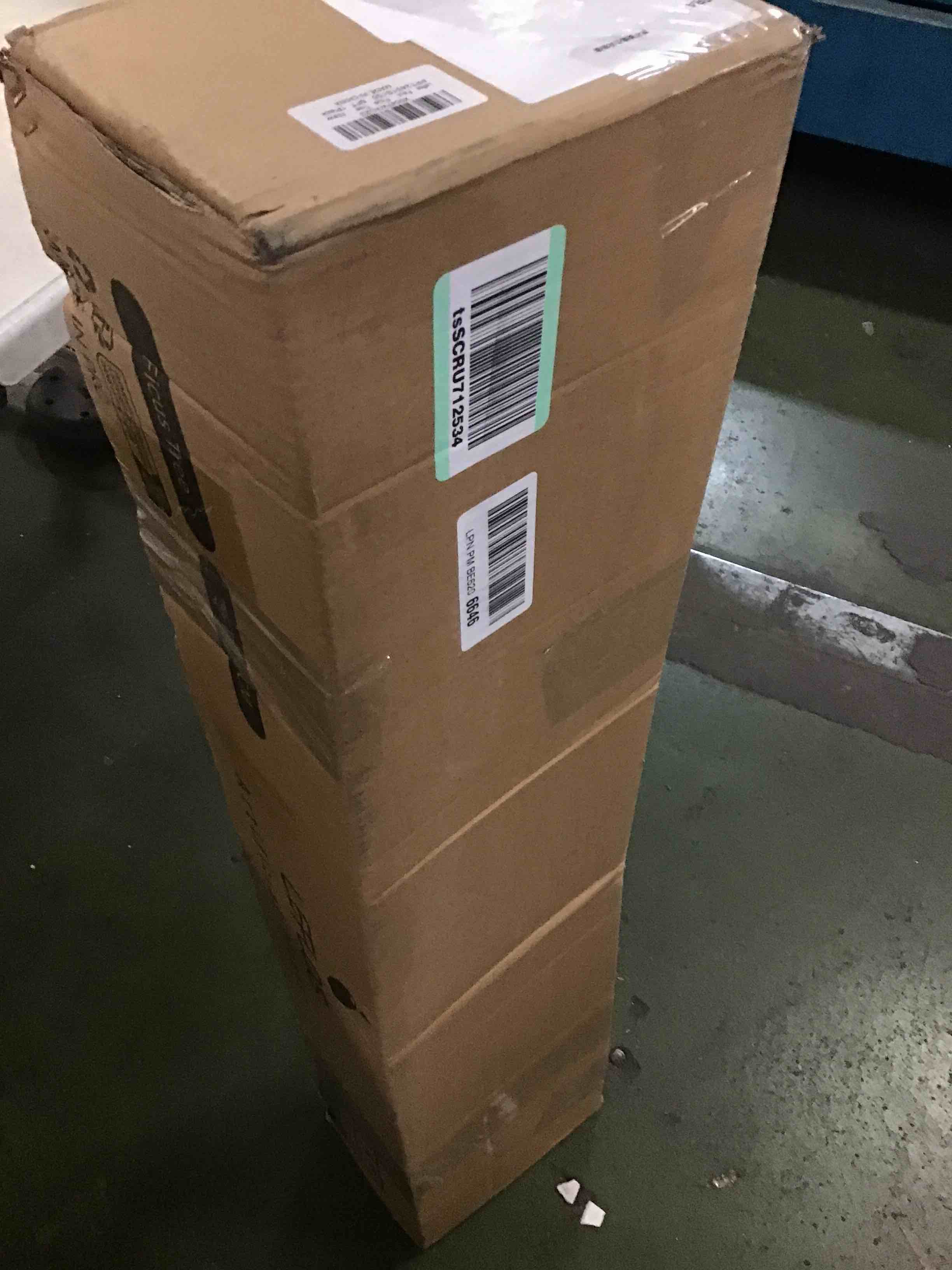 https://s3.amazonaws.com/lotting-images-prod/bidfta/RED6855798_1729185370259.jpeg