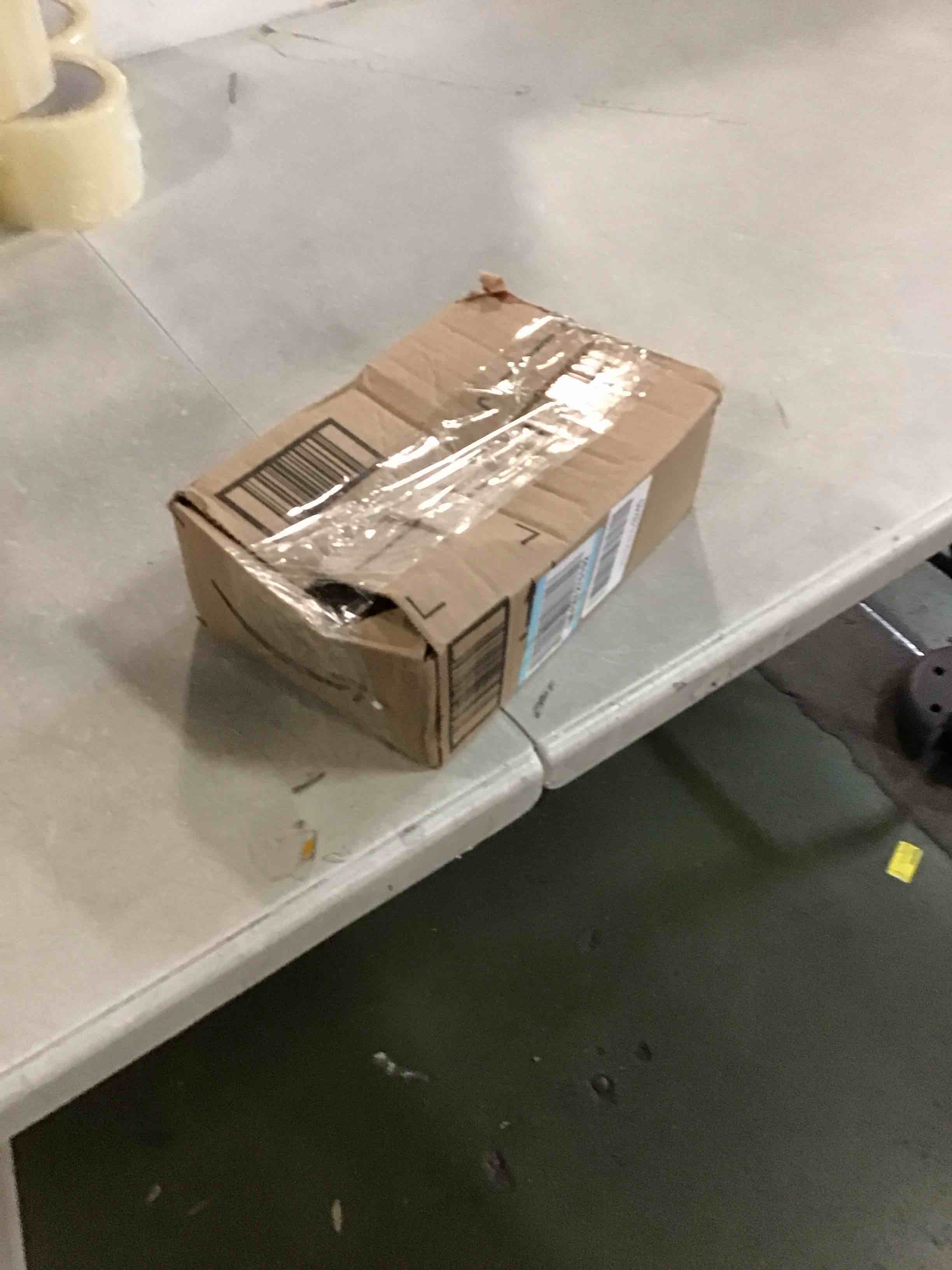 https://s3.amazonaws.com/lotting-images-prod/bidfta/RED6856018_1729600692148.jpeg