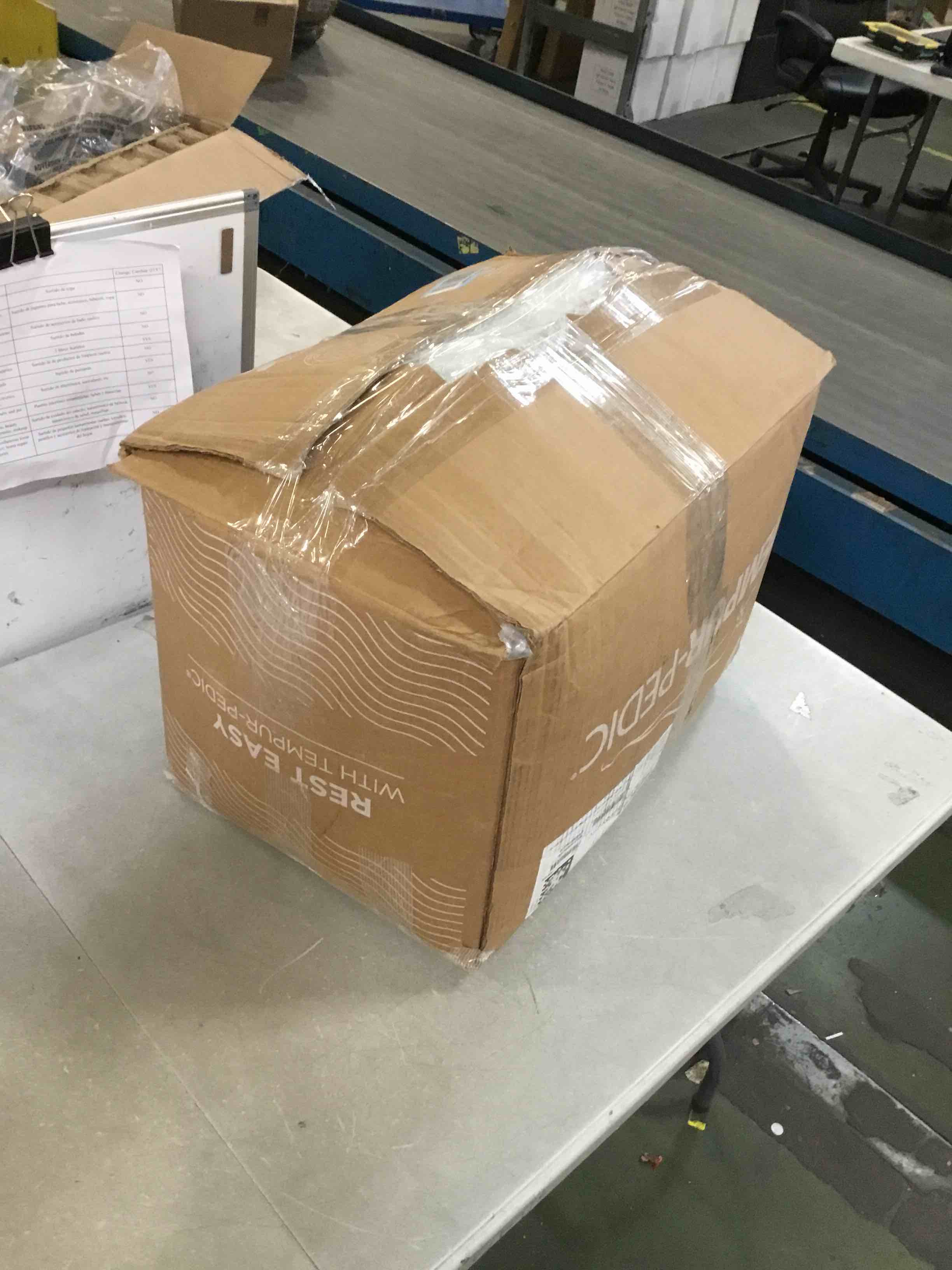 https://s3.amazonaws.com/lotting-images-prod/bidfta/RED6856291_1729706128553.jpeg