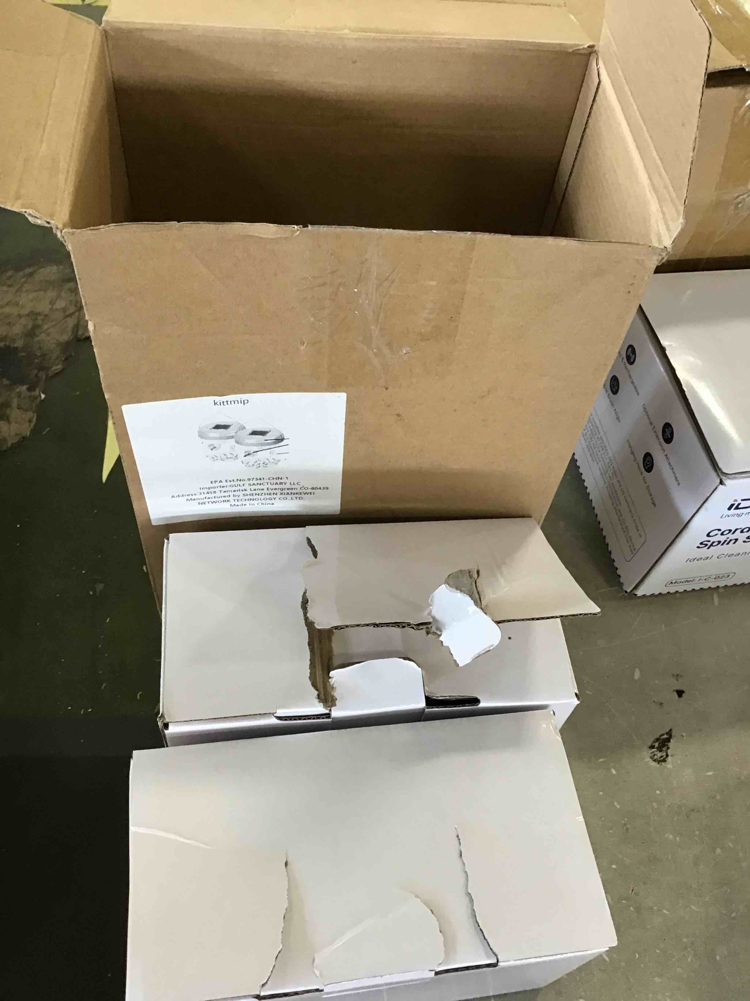 https://s3.amazonaws.com/lotting-images-prod/bidfta/RED6857311_1720025021085.jpeg
