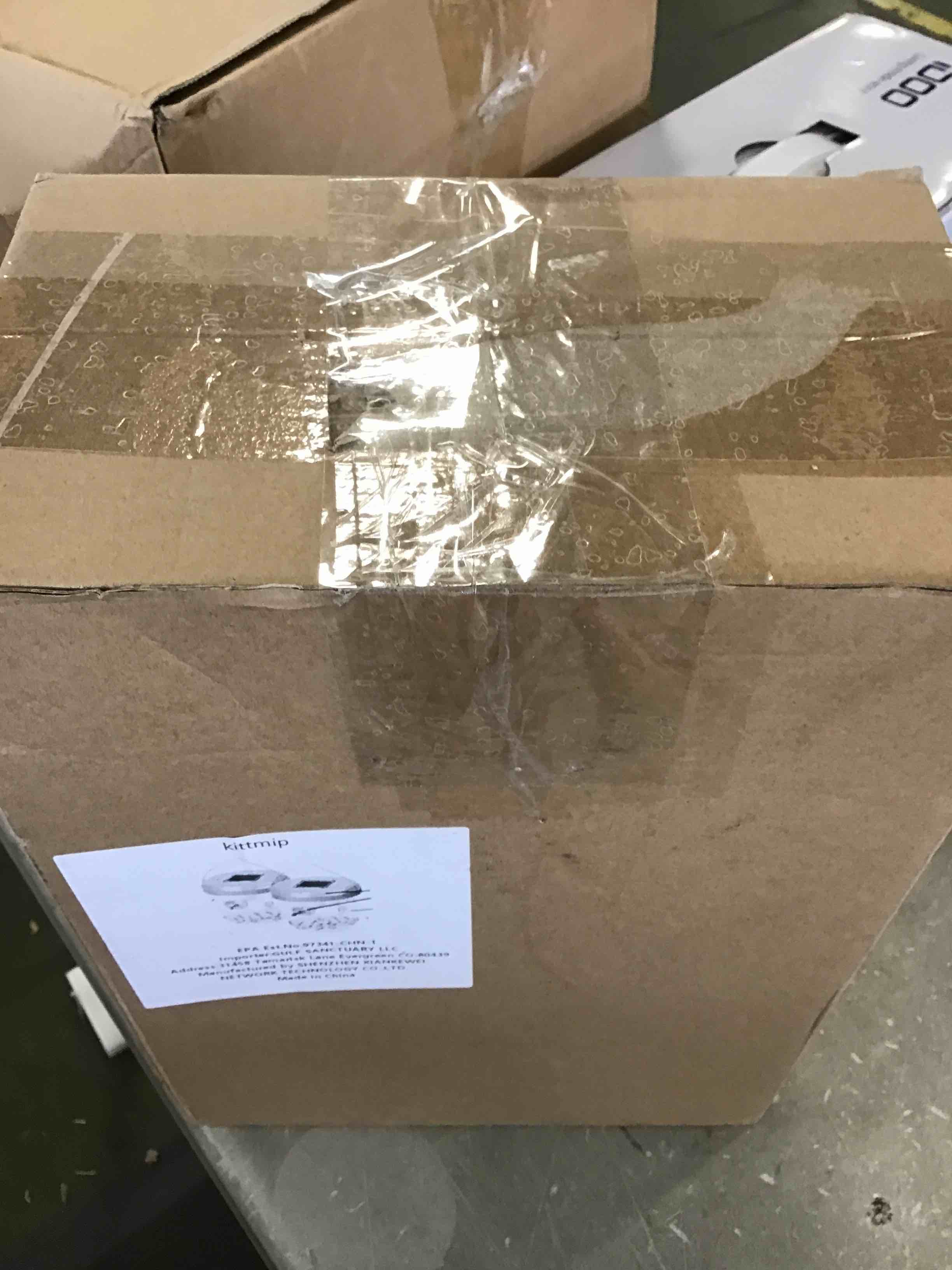 https://s3.amazonaws.com/lotting-images-prod/bidfta/RED6857311_1720025052421.jpeg