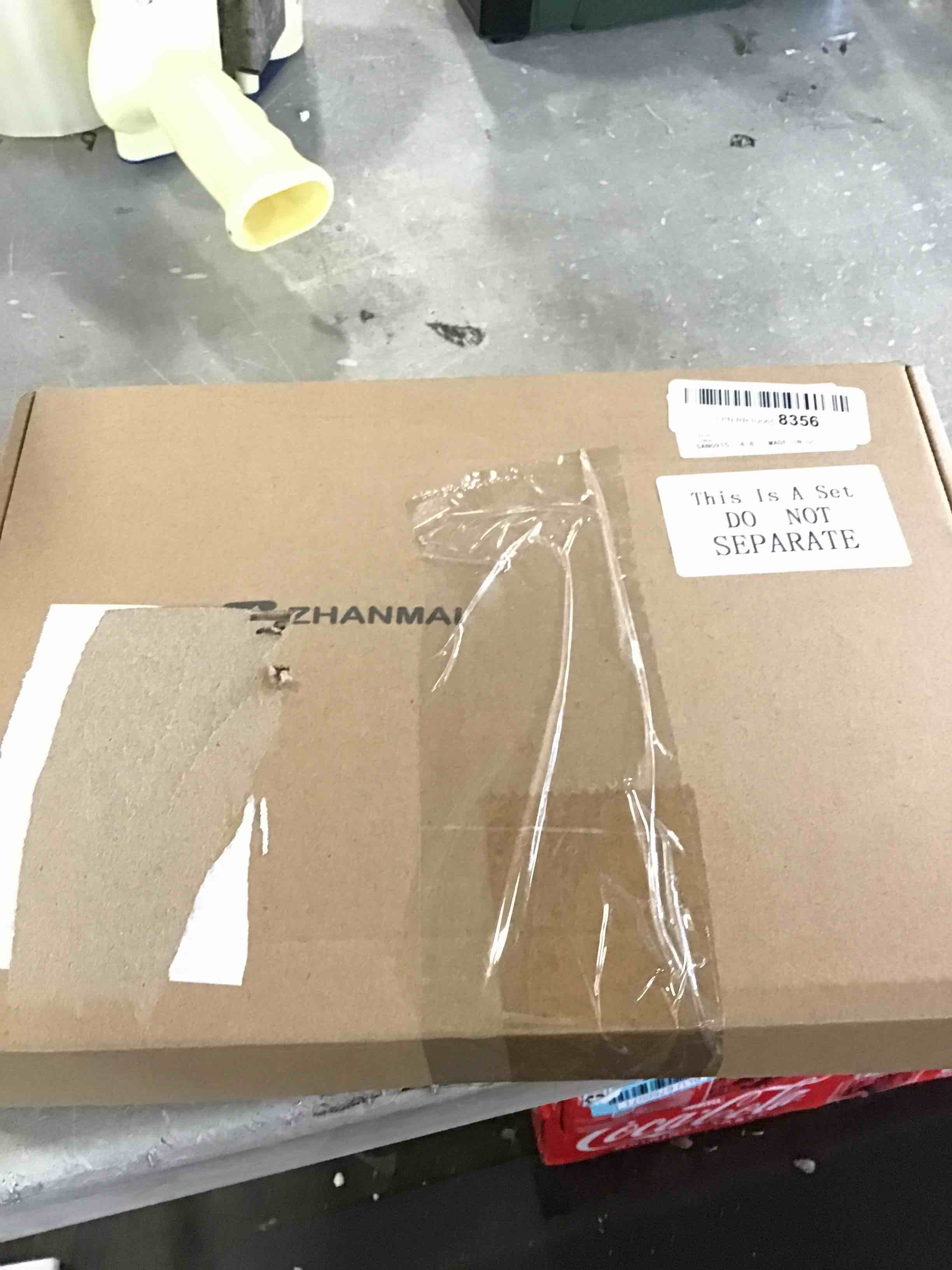 https://s3.amazonaws.com/lotting-images-prod/bidfta/RED6857392_1720035279825.jpeg