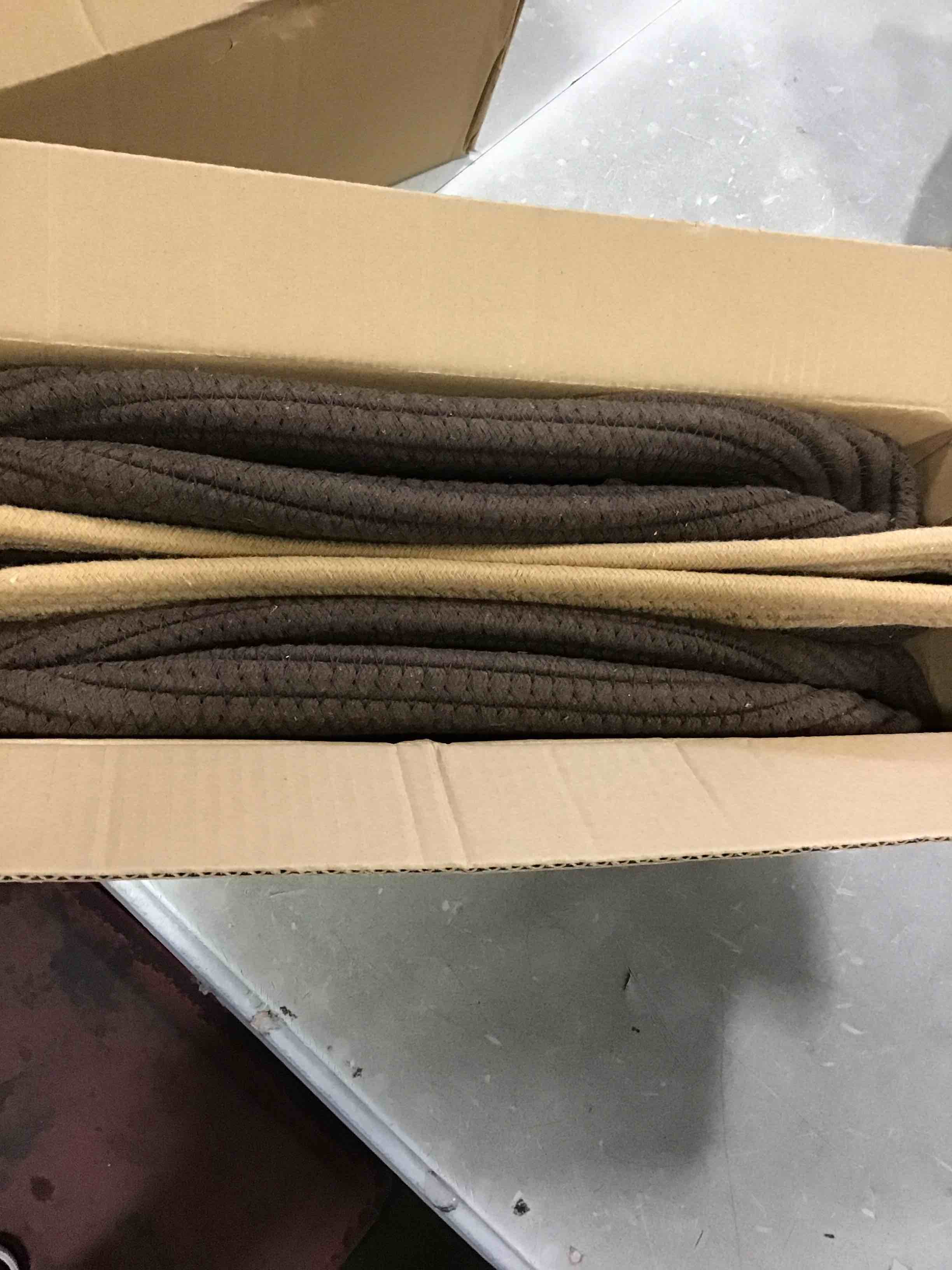 https://s3.amazonaws.com/lotting-images-prod/bidfta/RED6858425_1720811888628.jpeg