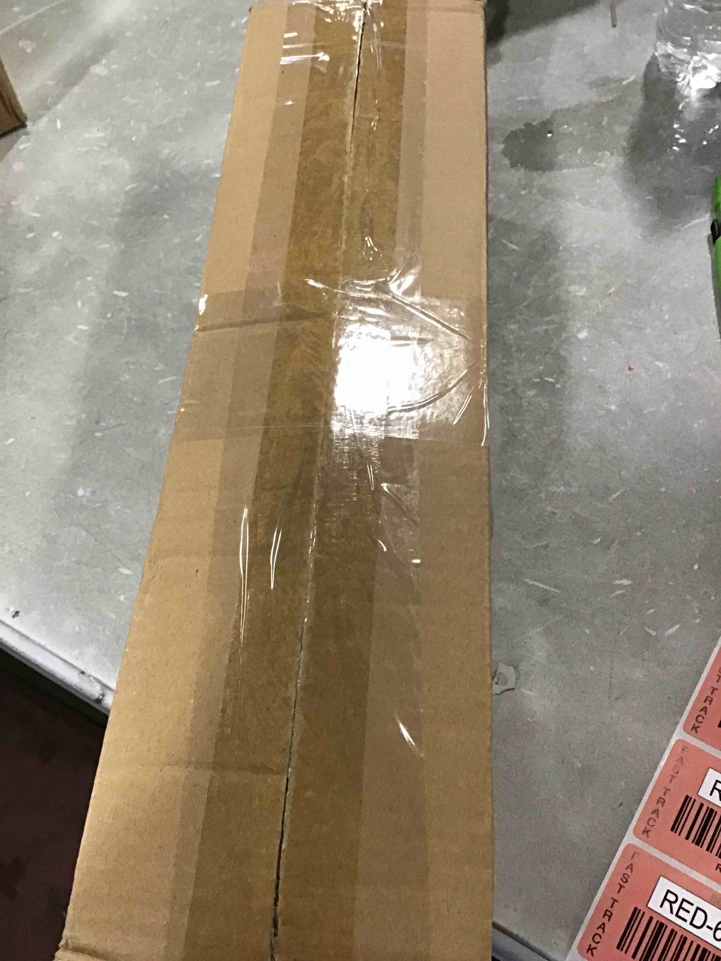 https://s3.amazonaws.com/lotting-images-prod/bidfta/RED6858425_1720811911269.jpeg