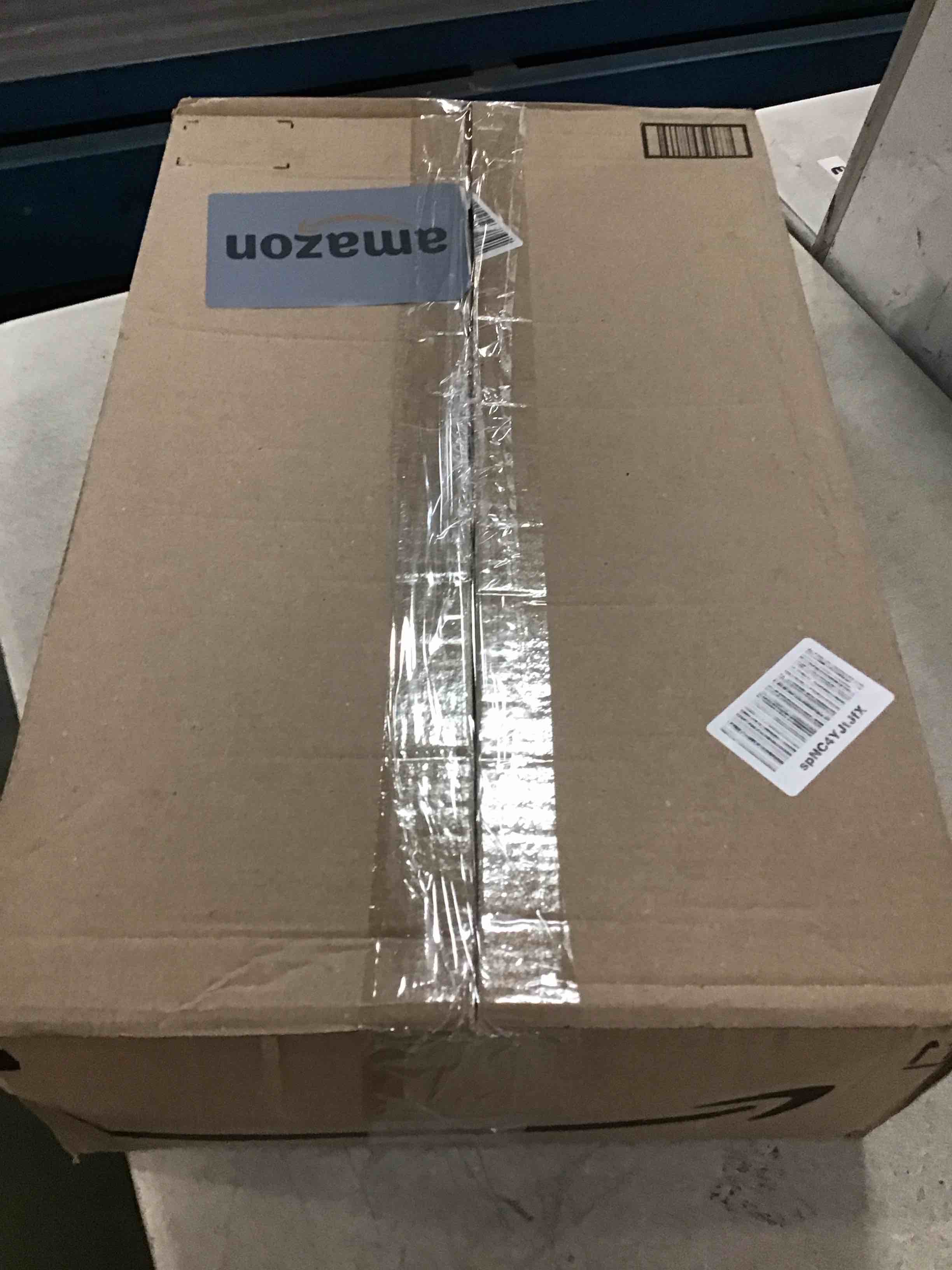 https://s3.amazonaws.com/lotting-images-prod/bidfta/RED6859180_1721226605130.jpeg