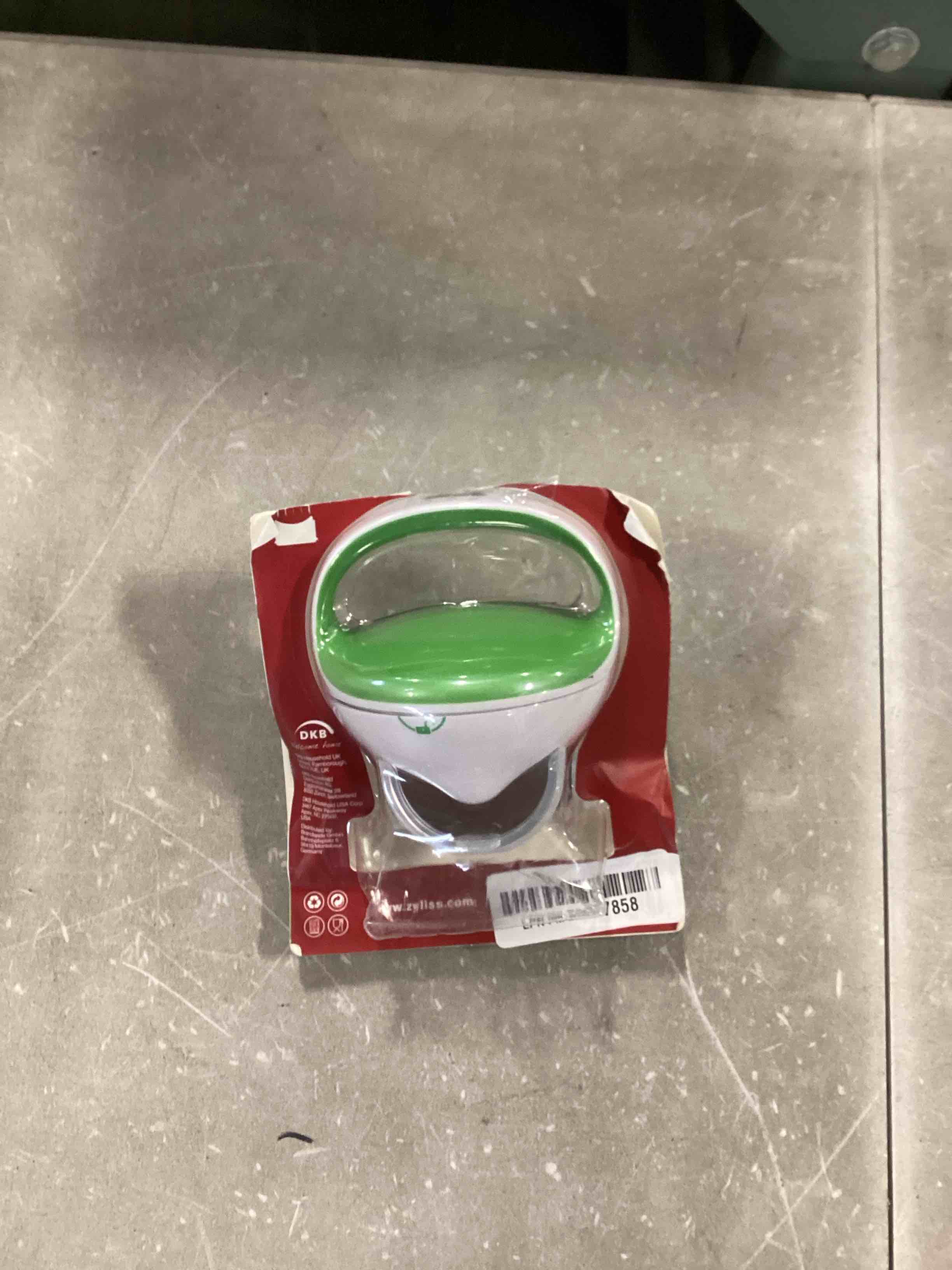 https://s3.amazonaws.com/lotting-images-prod/bidfta/RED6860992_1721219626358.jpeg