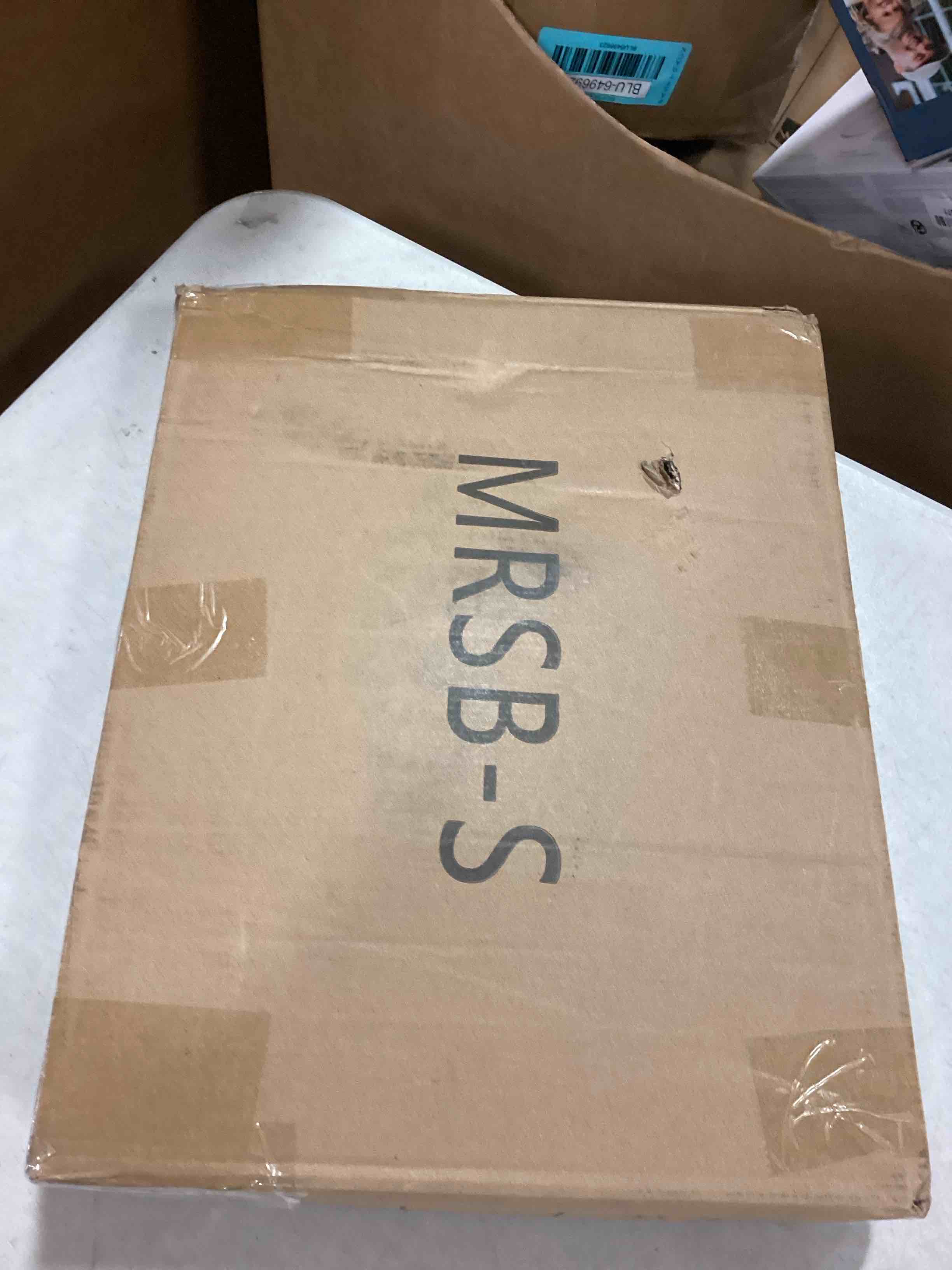 https://s3.amazonaws.com/lotting-images-prod/bidfta/RED6861470_1720185941907.jpeg