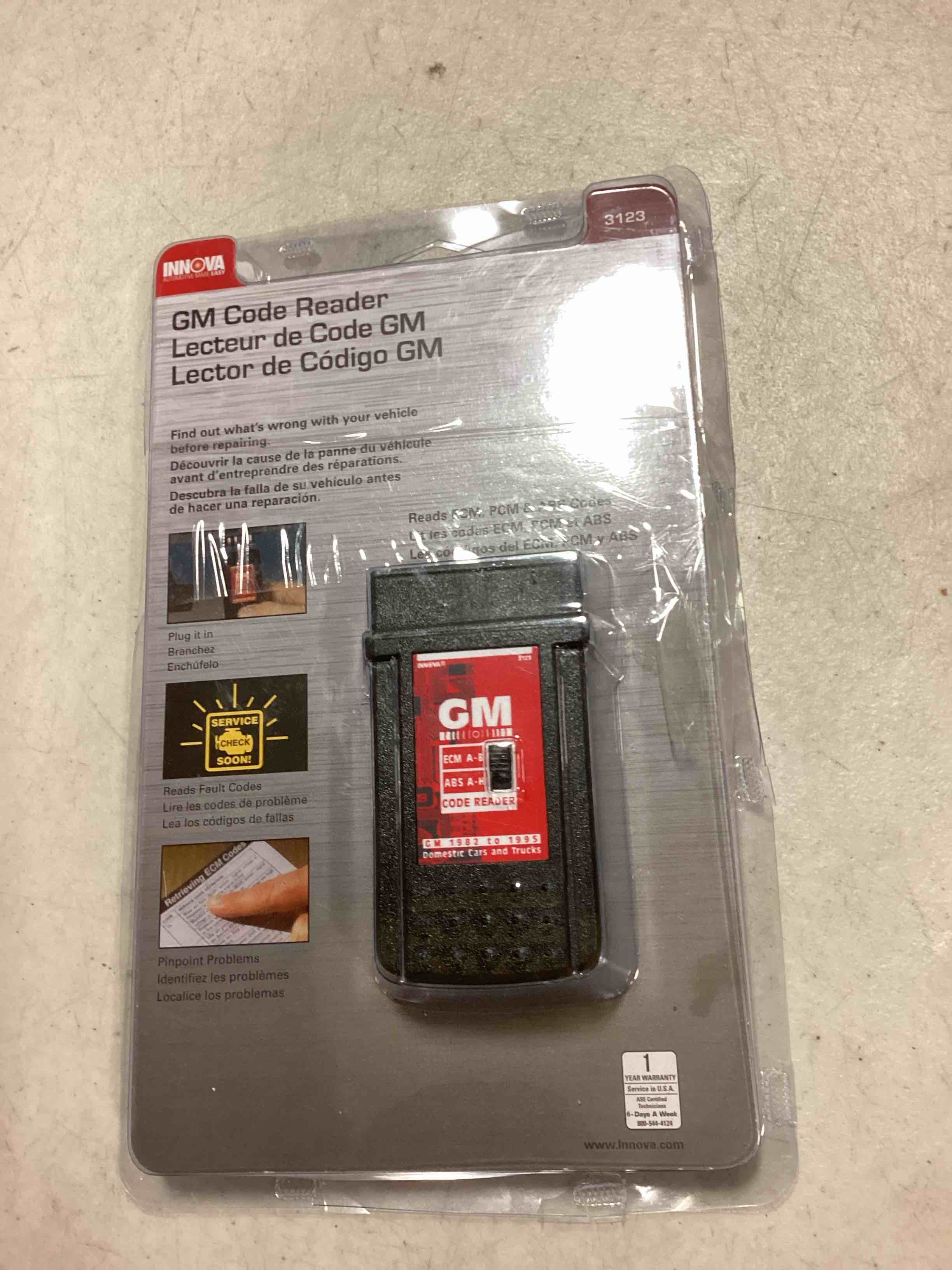 https://s3.amazonaws.com/lotting-images-prod/bidfta/RED6861616_1720198959278.jpeg