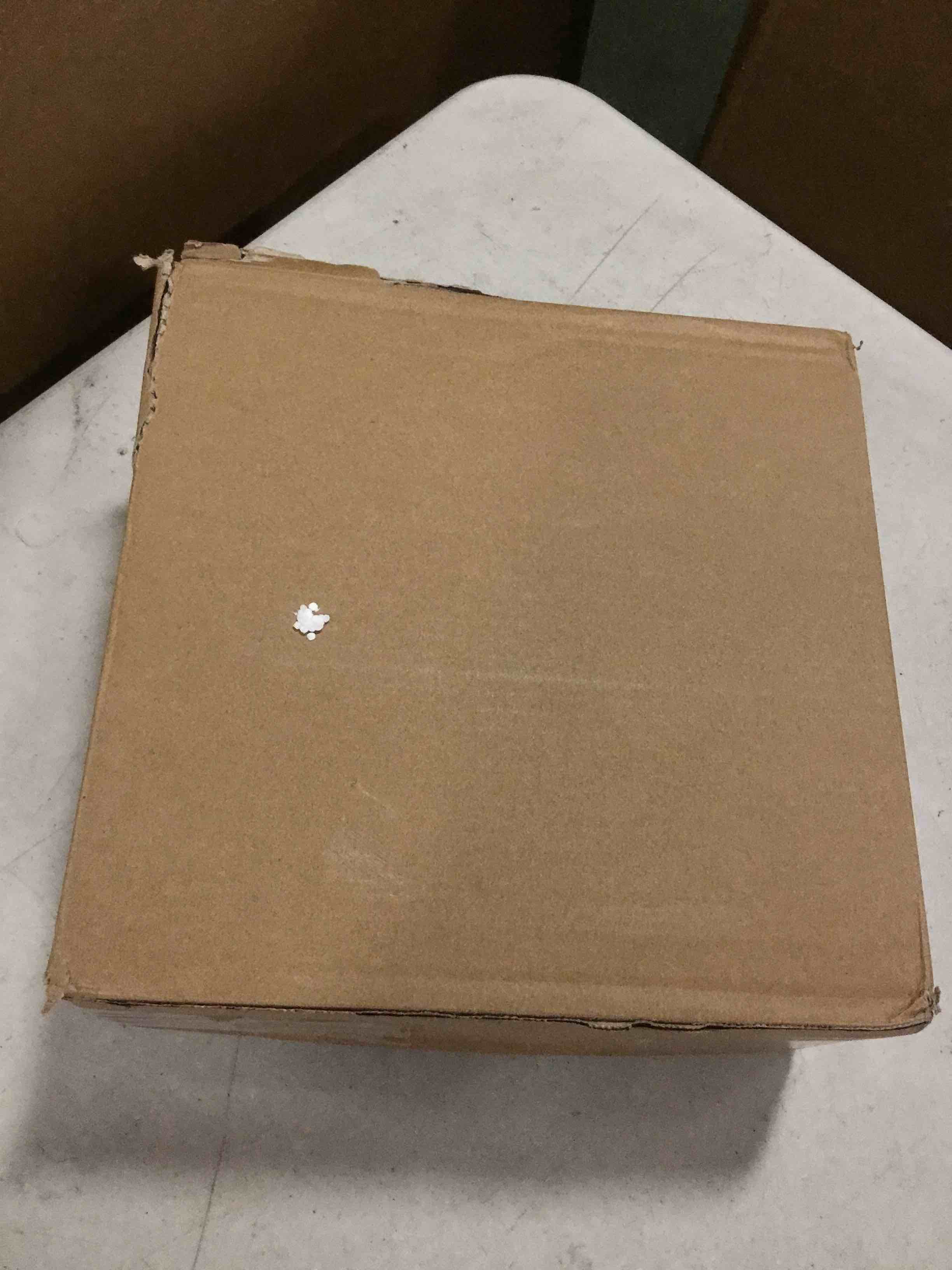 https://s3.amazonaws.com/lotting-images-prod/bidfta/RED6861902_1720453314068.jpeg