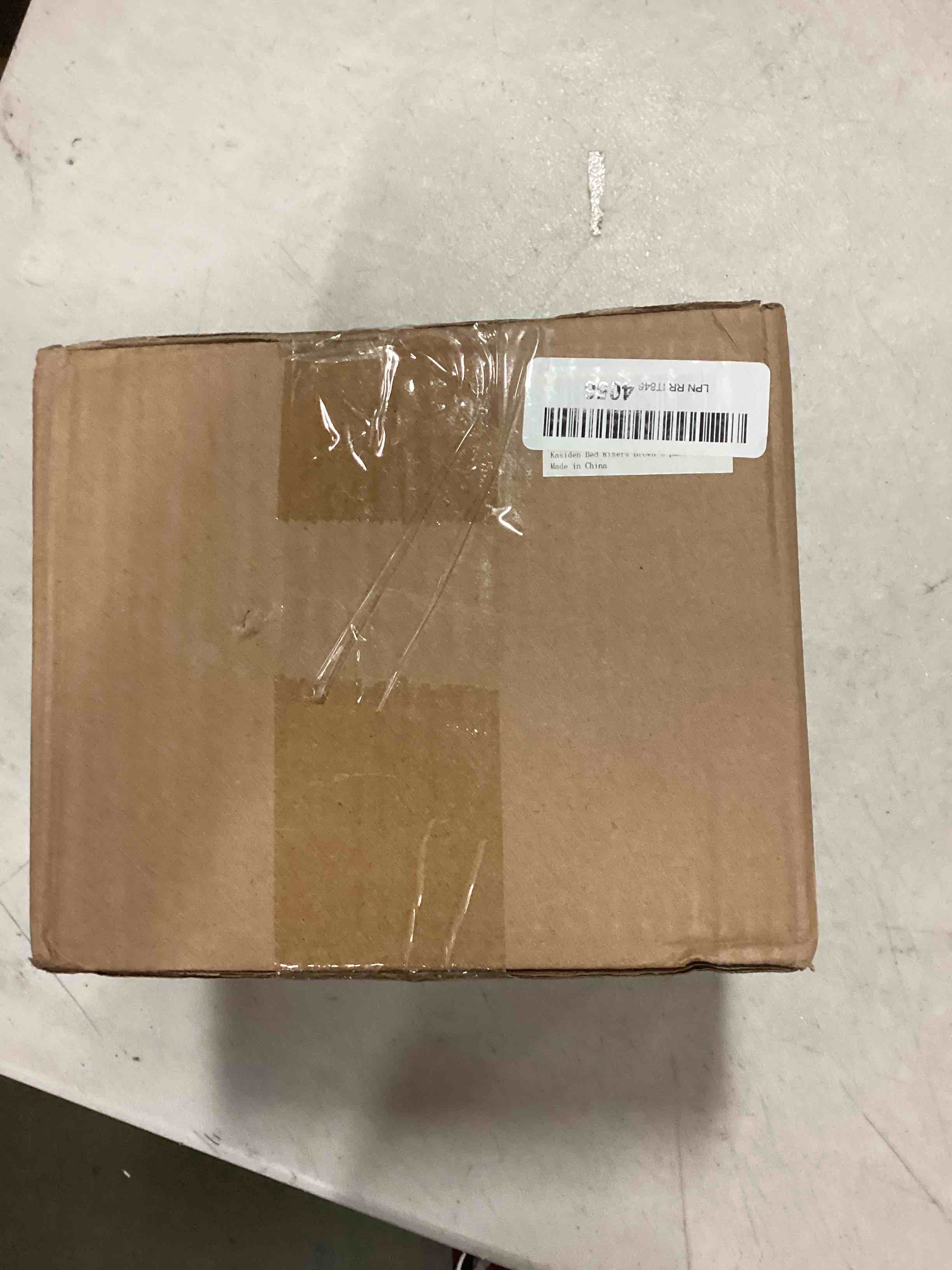 https://s3.amazonaws.com/lotting-images-prod/bidfta/RED6862337_1720571448981.jpeg