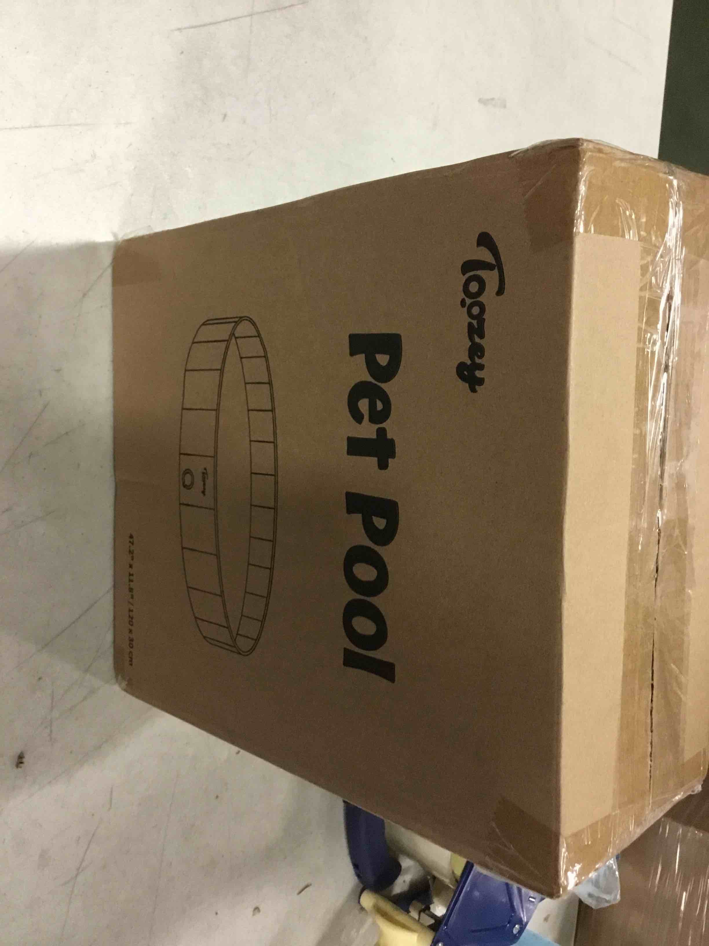 https://s3.amazonaws.com/lotting-images-prod/bidfta/RED6862894_1720655210099.jpeg