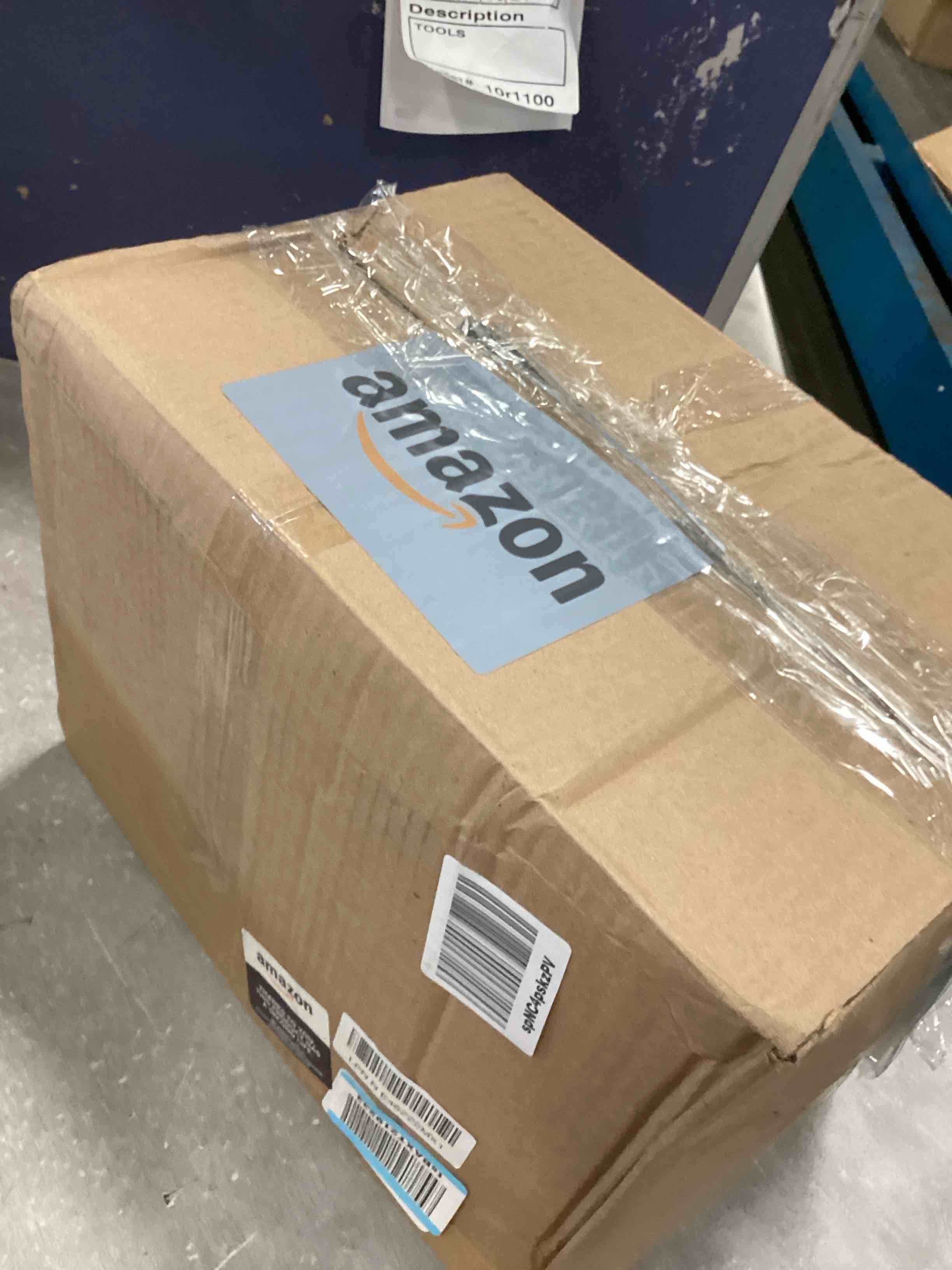 https://s3.amazonaws.com/lotting-images-prod/bidfta/RED6863480_1720535264202.jpeg
