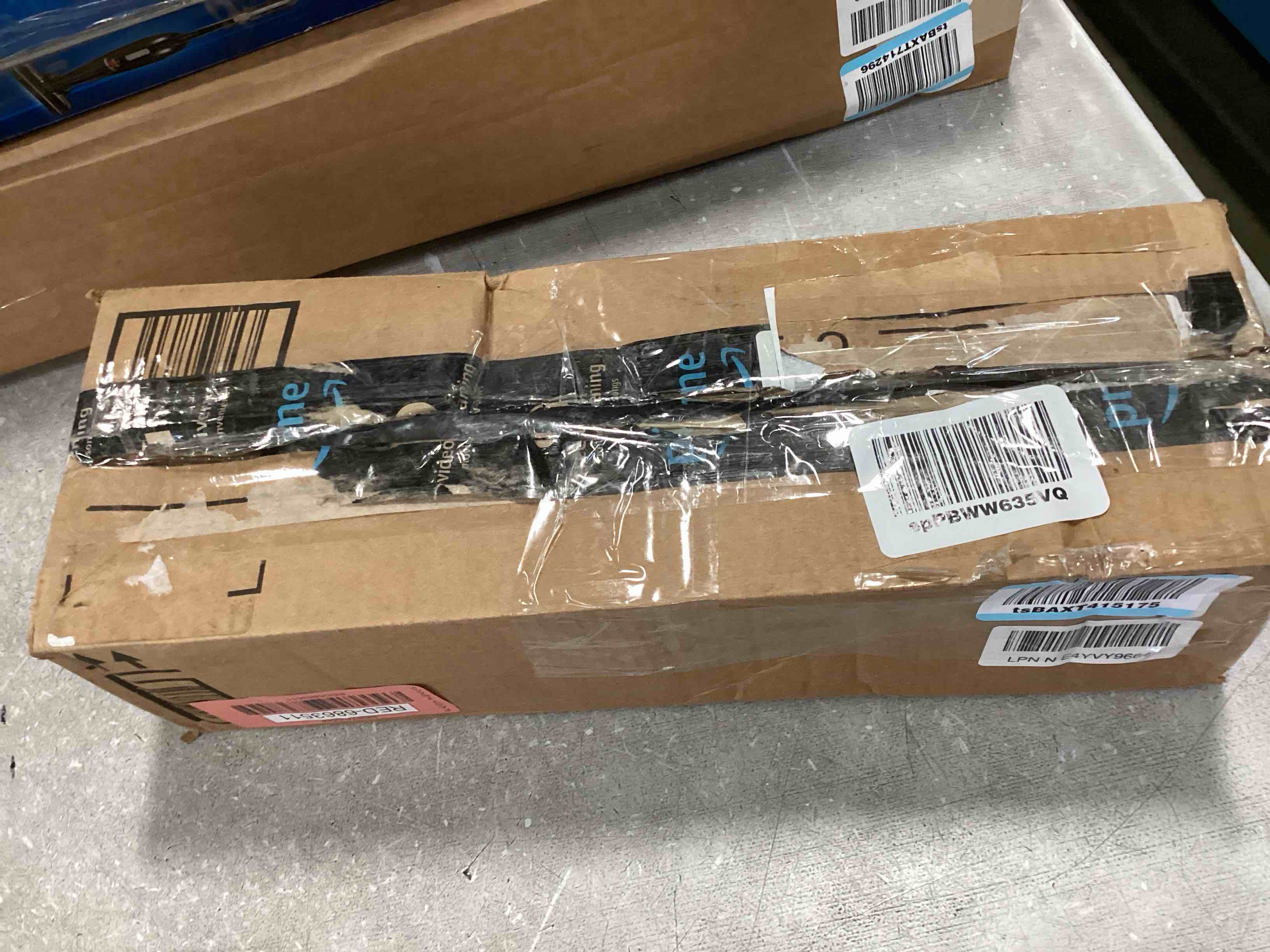 https://s3.amazonaws.com/lotting-images-prod/bidfta/RED6863511_1720539404569.jpeg